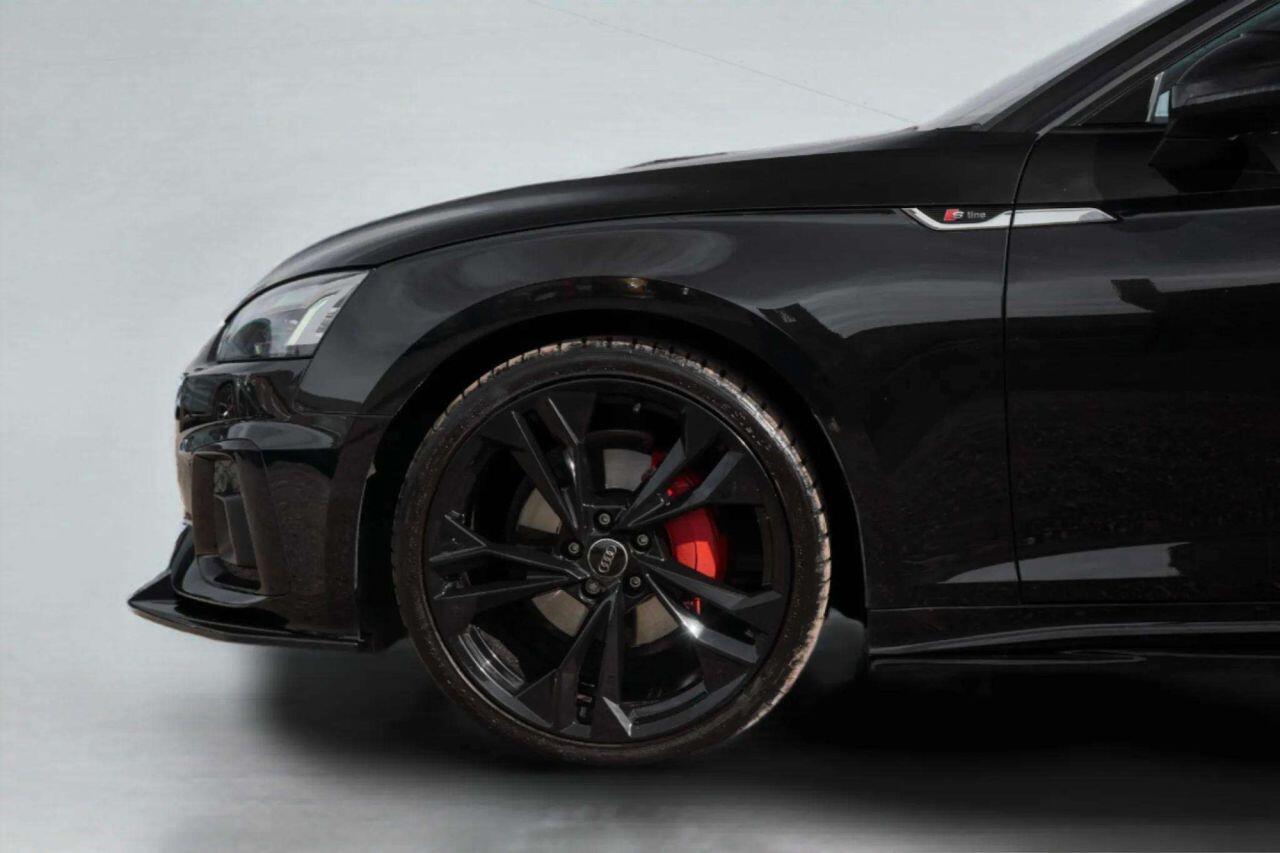 Audi A5 view 9