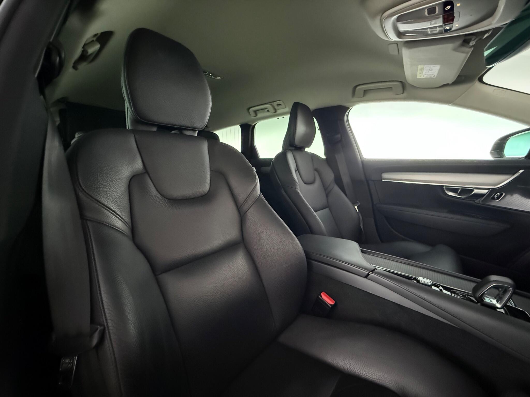 Volvo V90 view 33