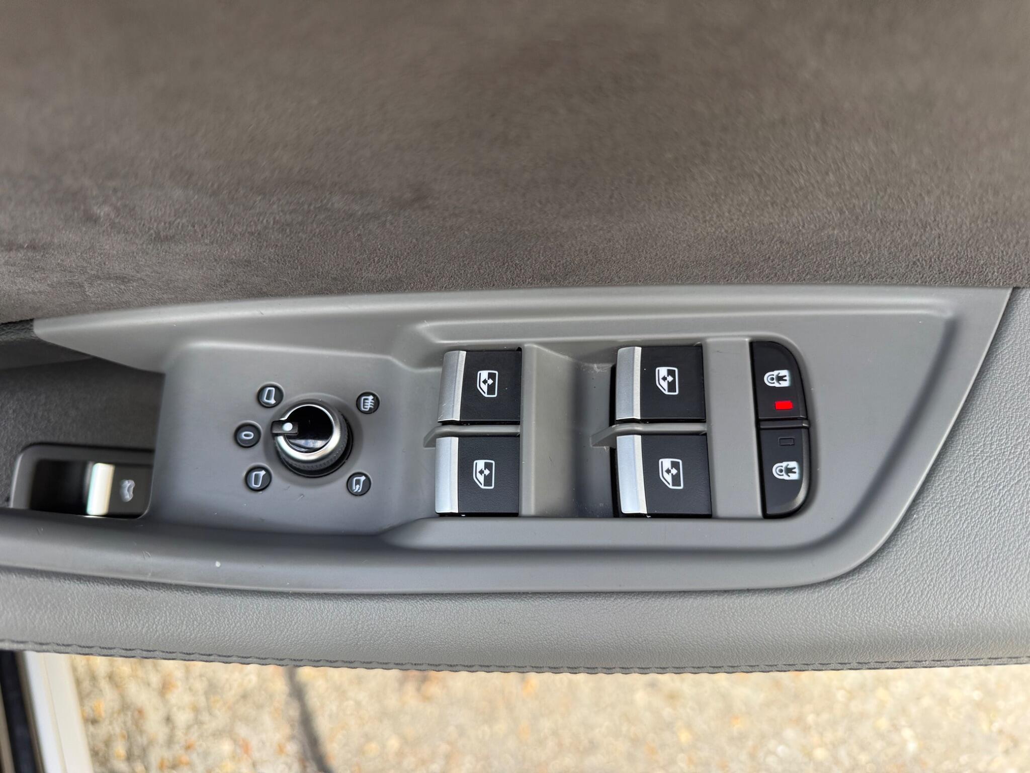 Audi S4 view 20