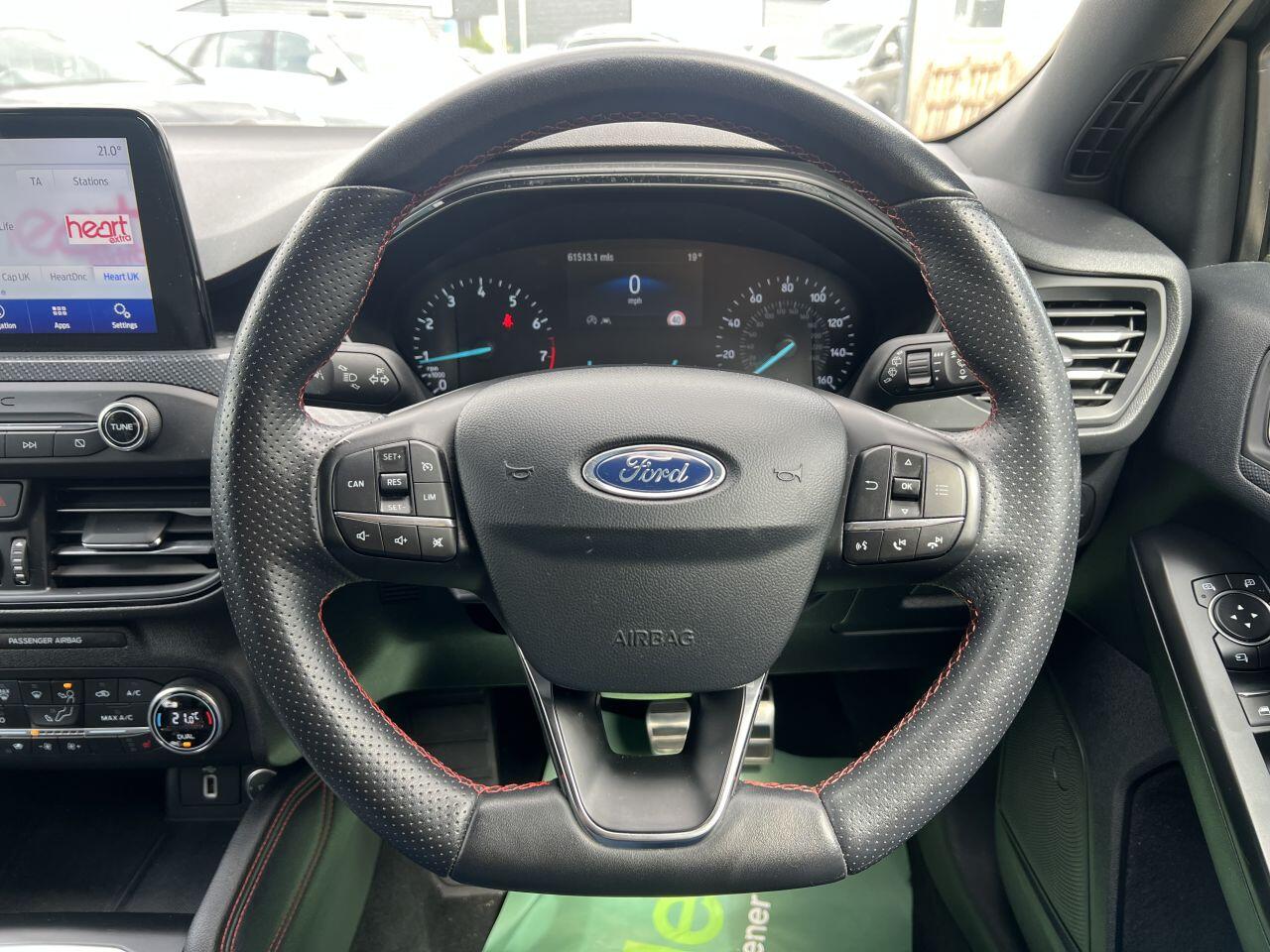 Ford Focus view 54