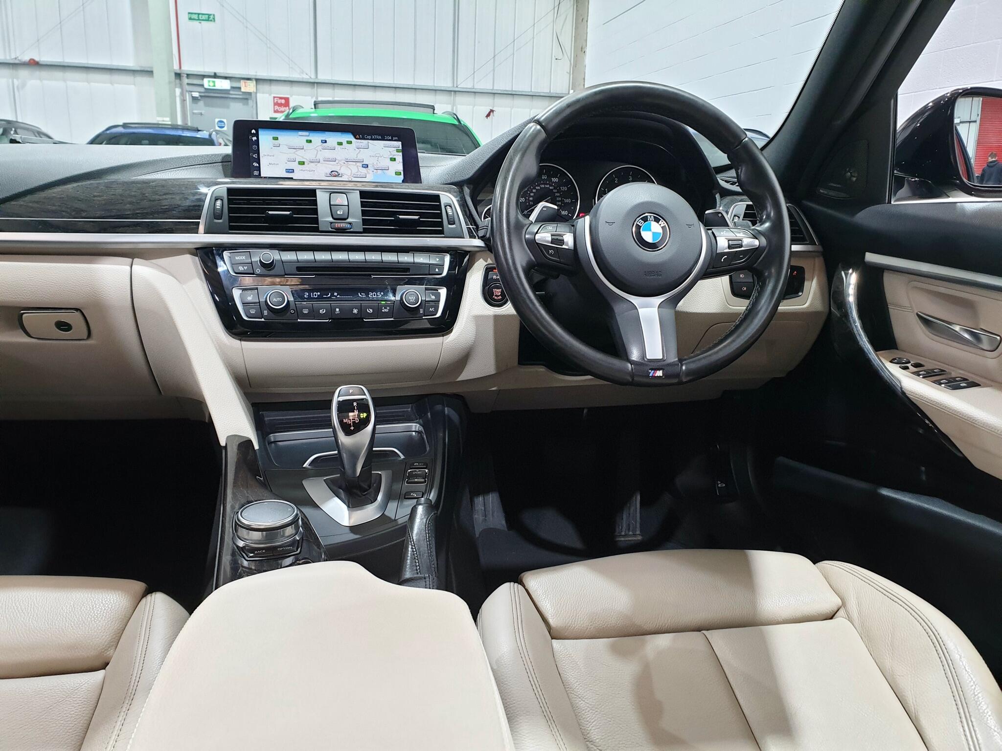 BMW 3 Series view 53