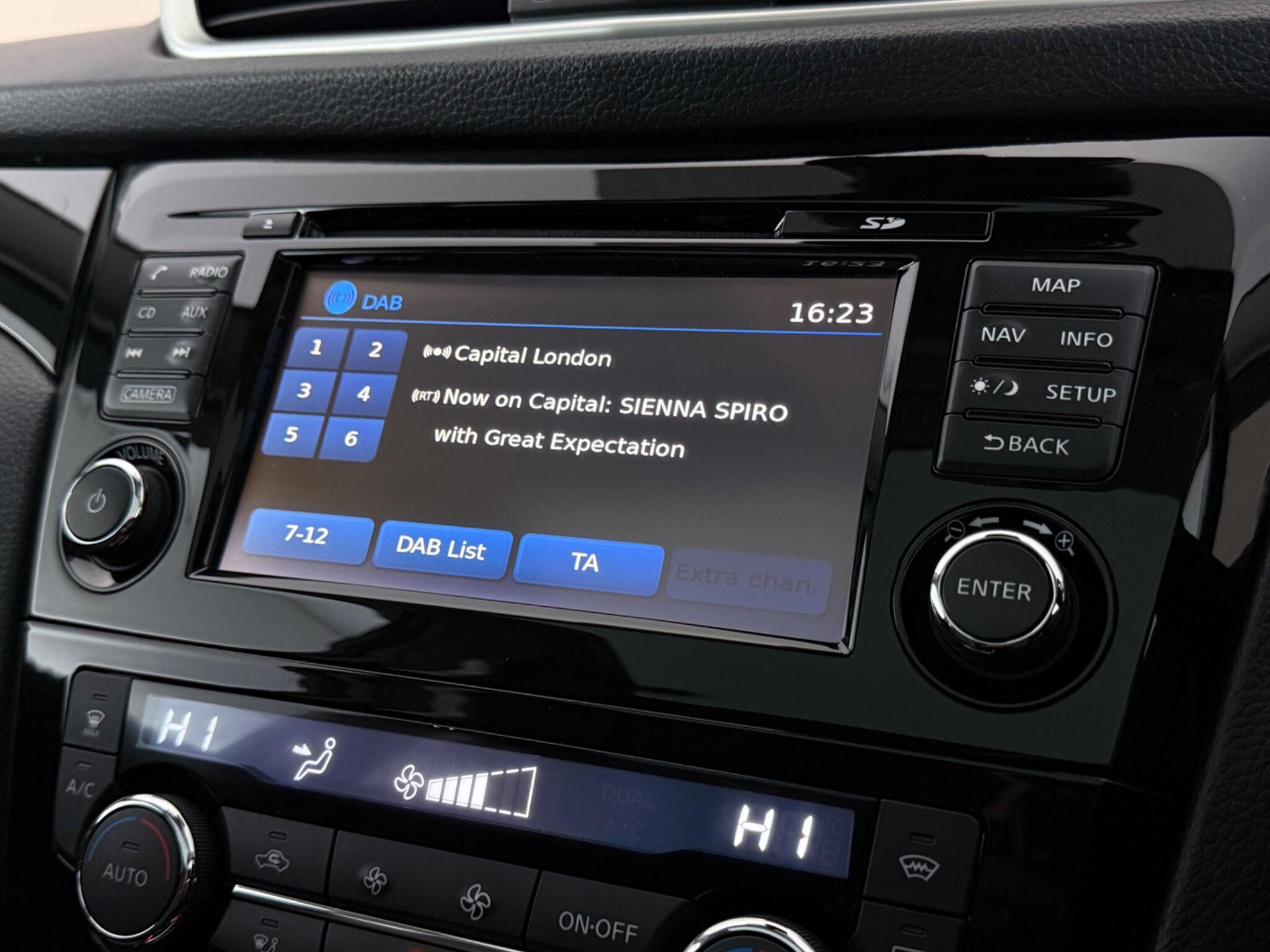 Nissan Qashqai view 28