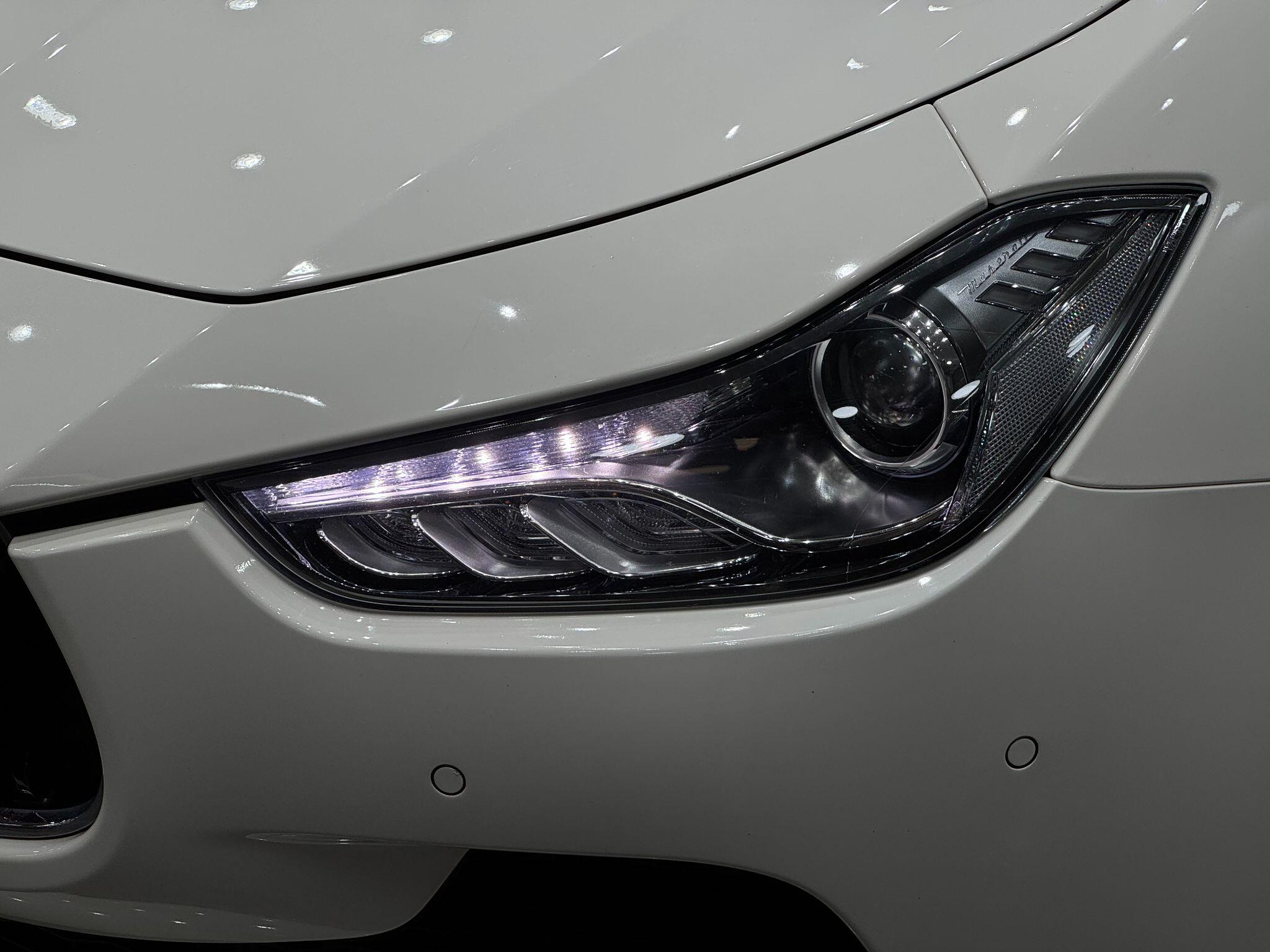 Maserati Ghibli view 8