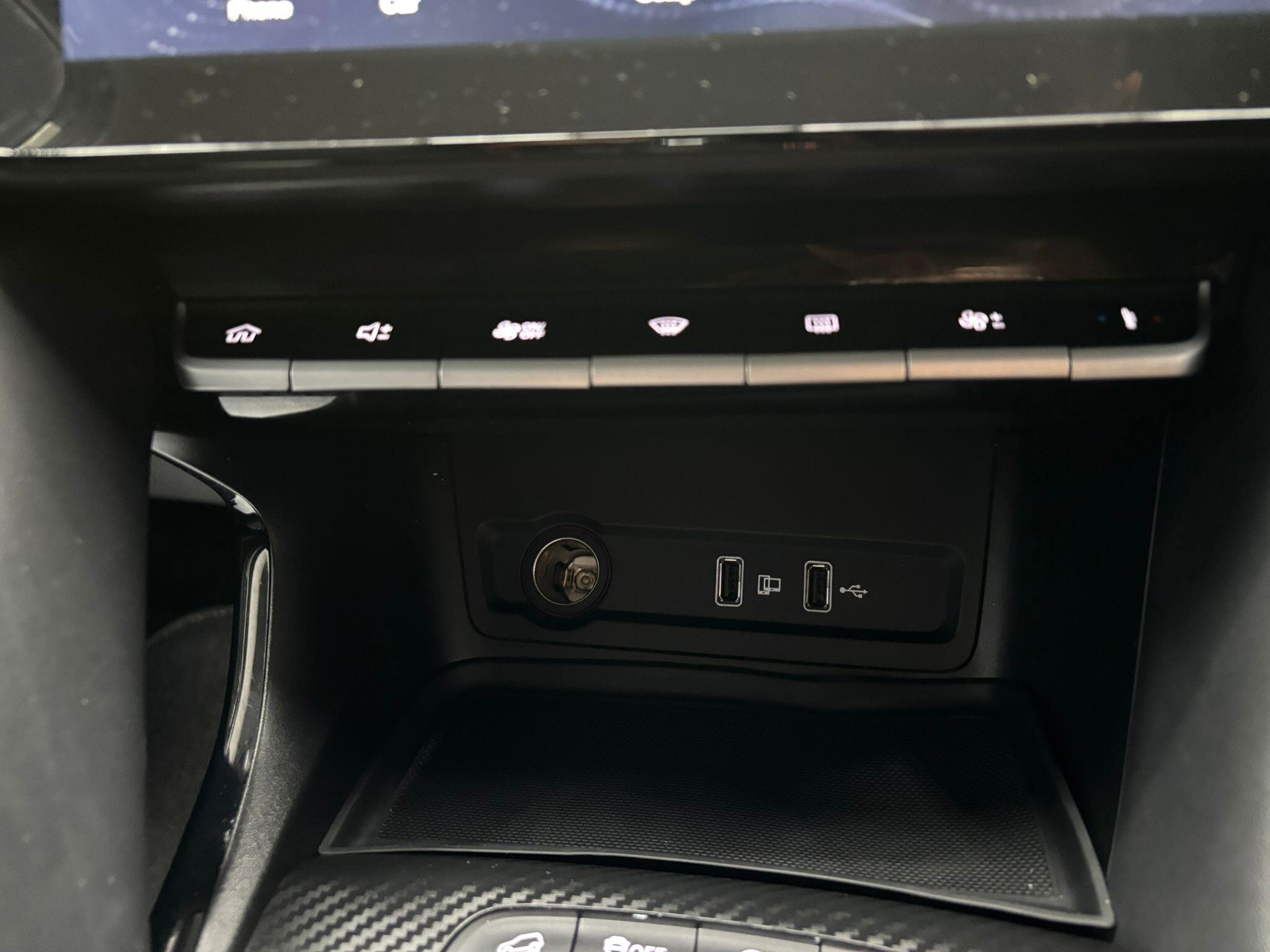 MG MG ZS view 21