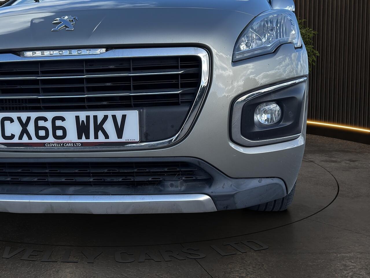Peugeot 3008 view 14