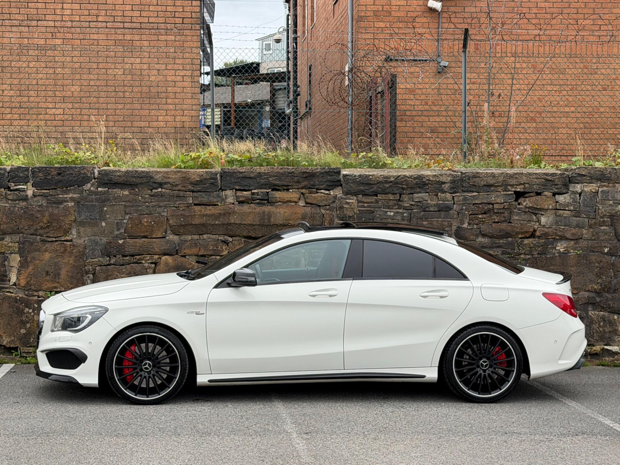 Mercedes-Benz Cla view 4