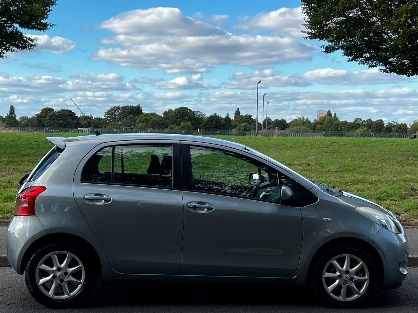 Toyota Yaris view 7