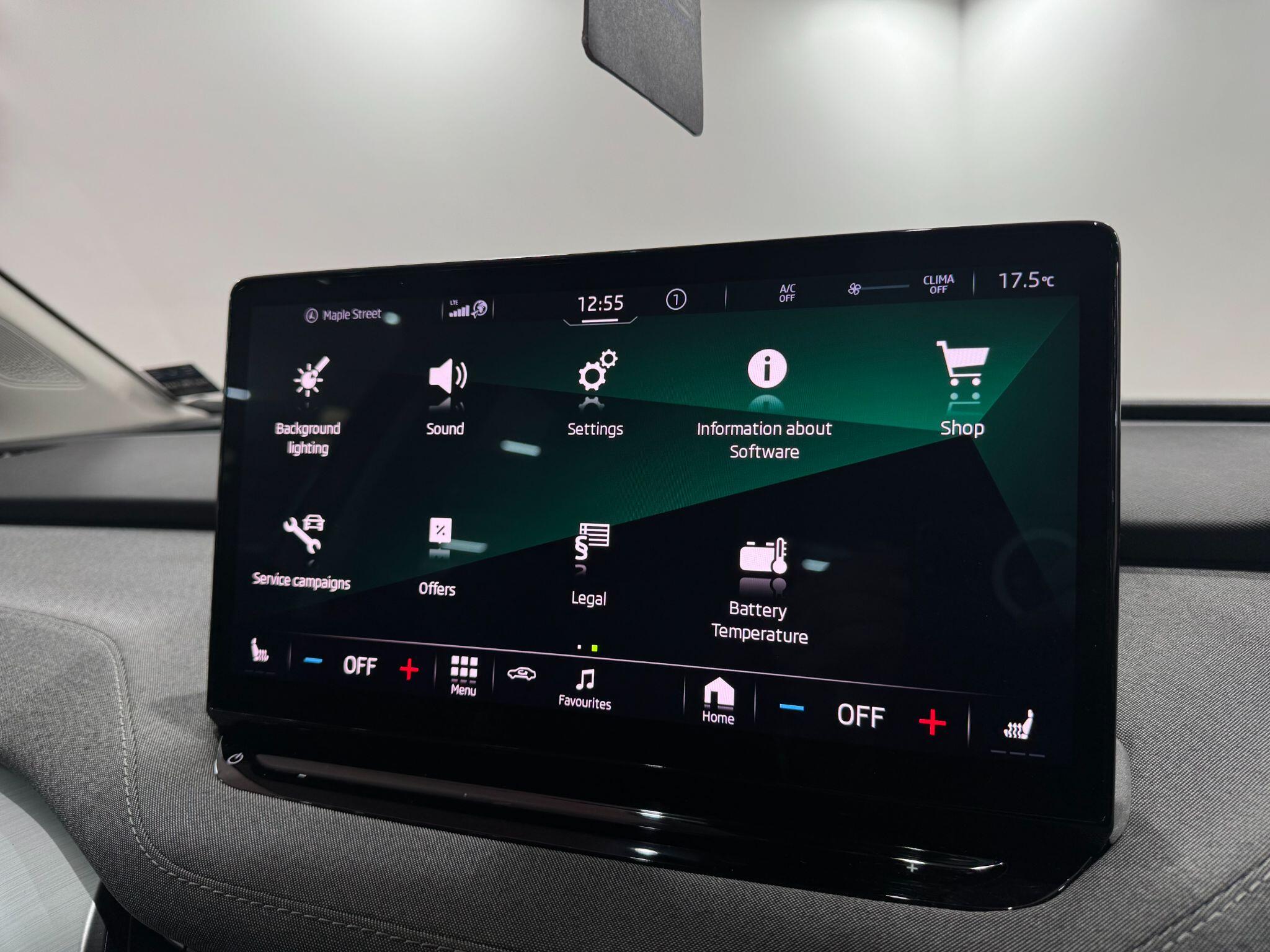 Skoda Enyaq view 37