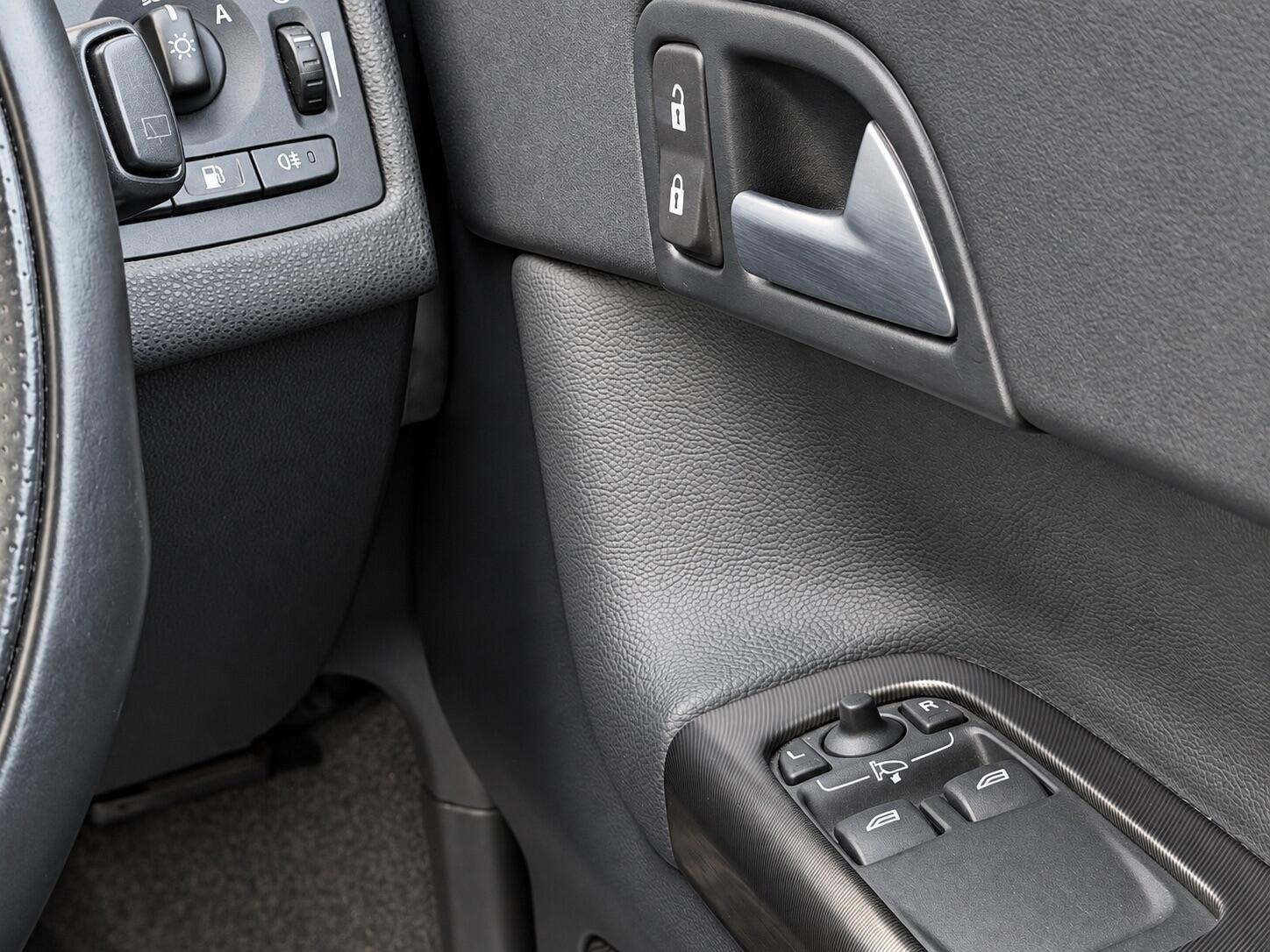 Volvo C30 view 18