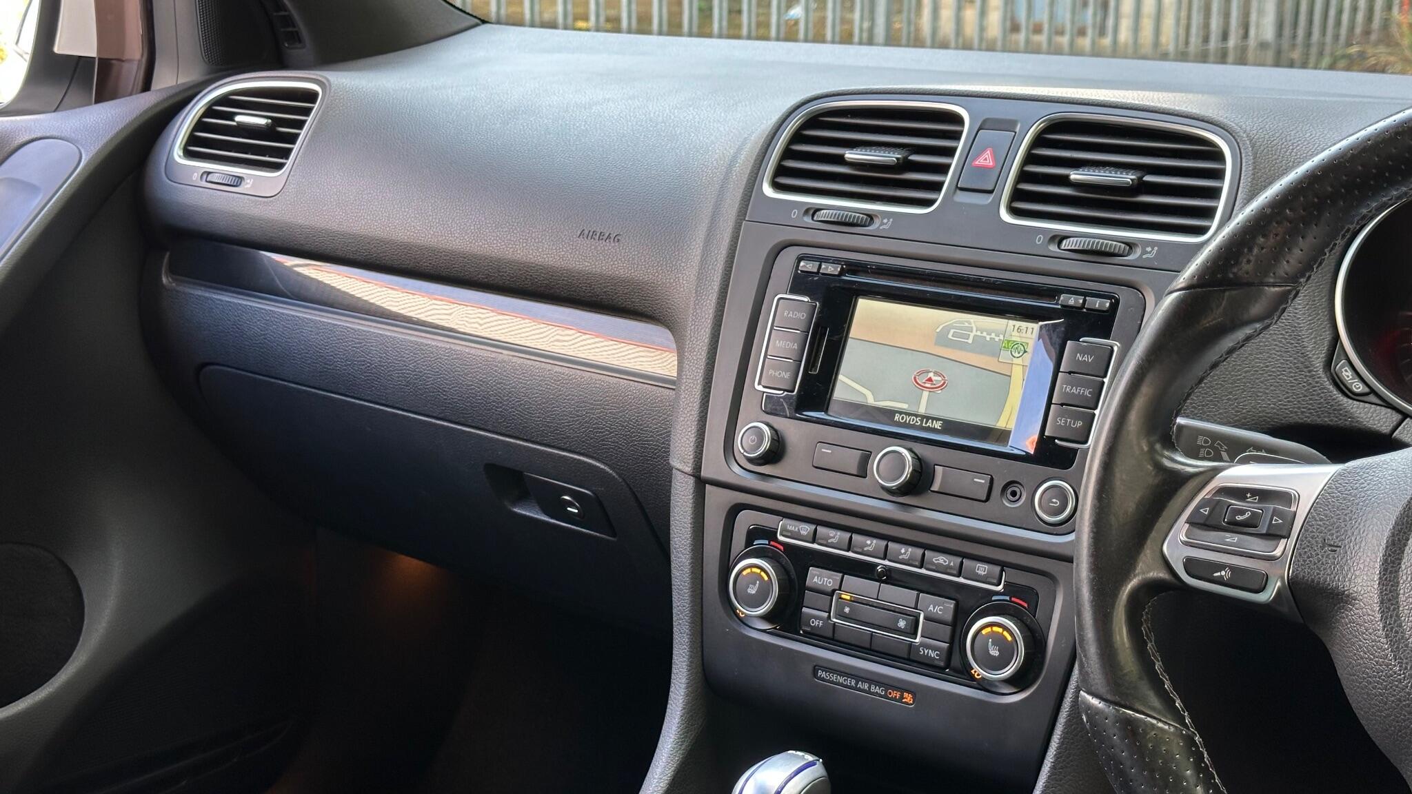 Volkswagen Golf view 15