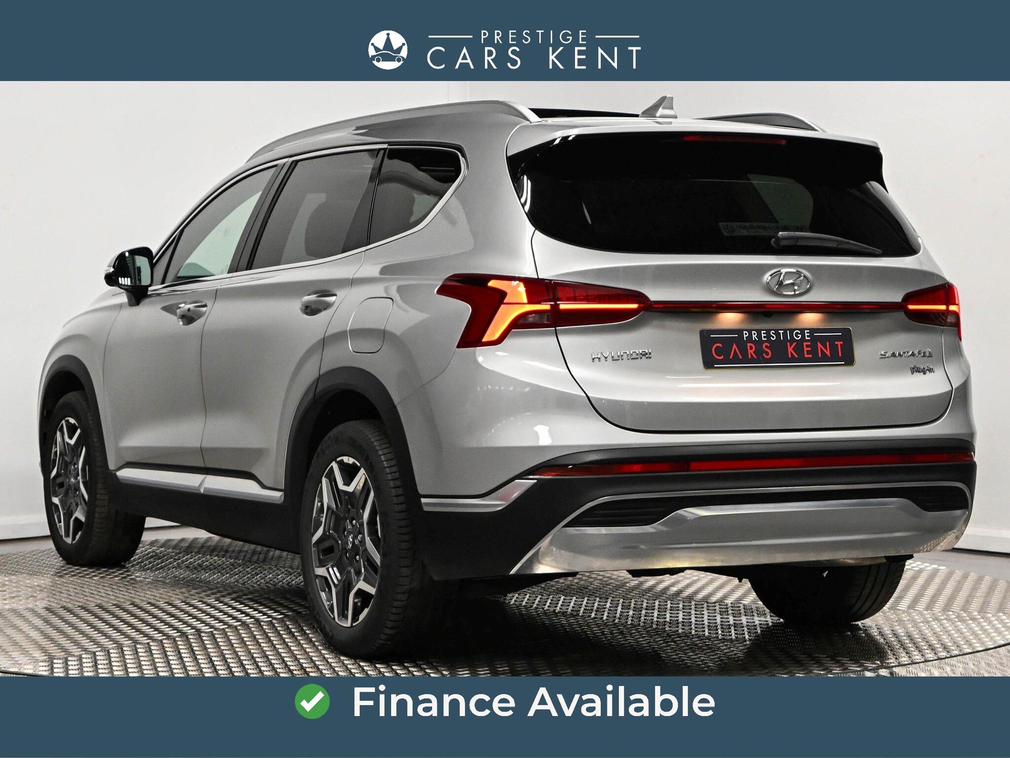 Hyundai Santa Fe view 3