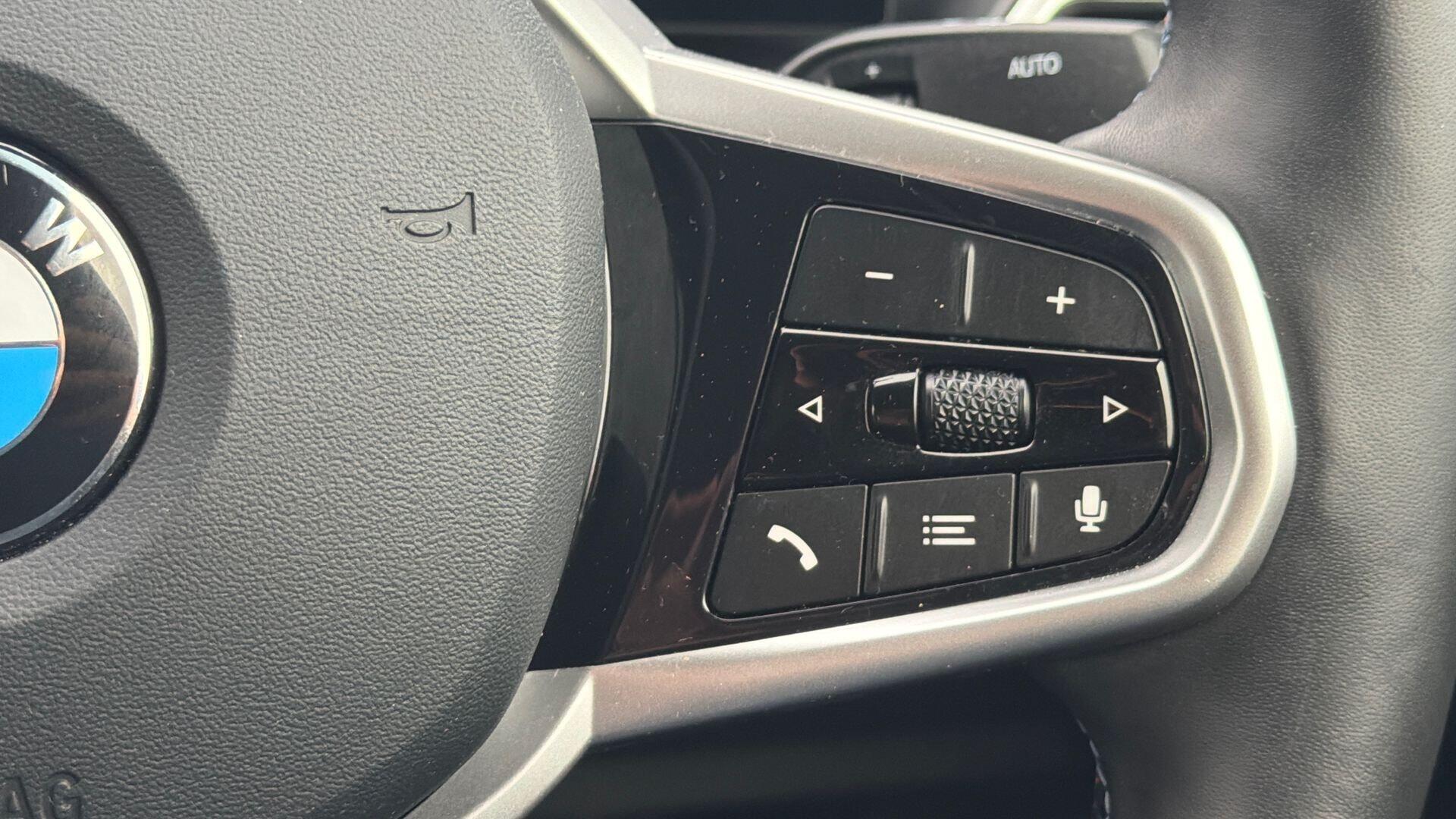 BMW i4 view 19