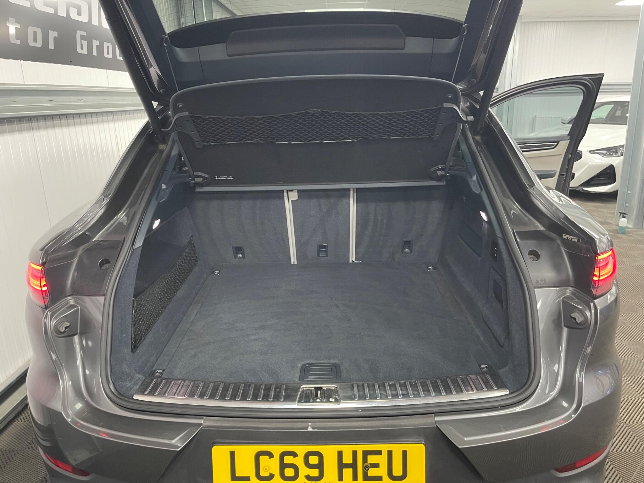 Porsche Cayenne view 49