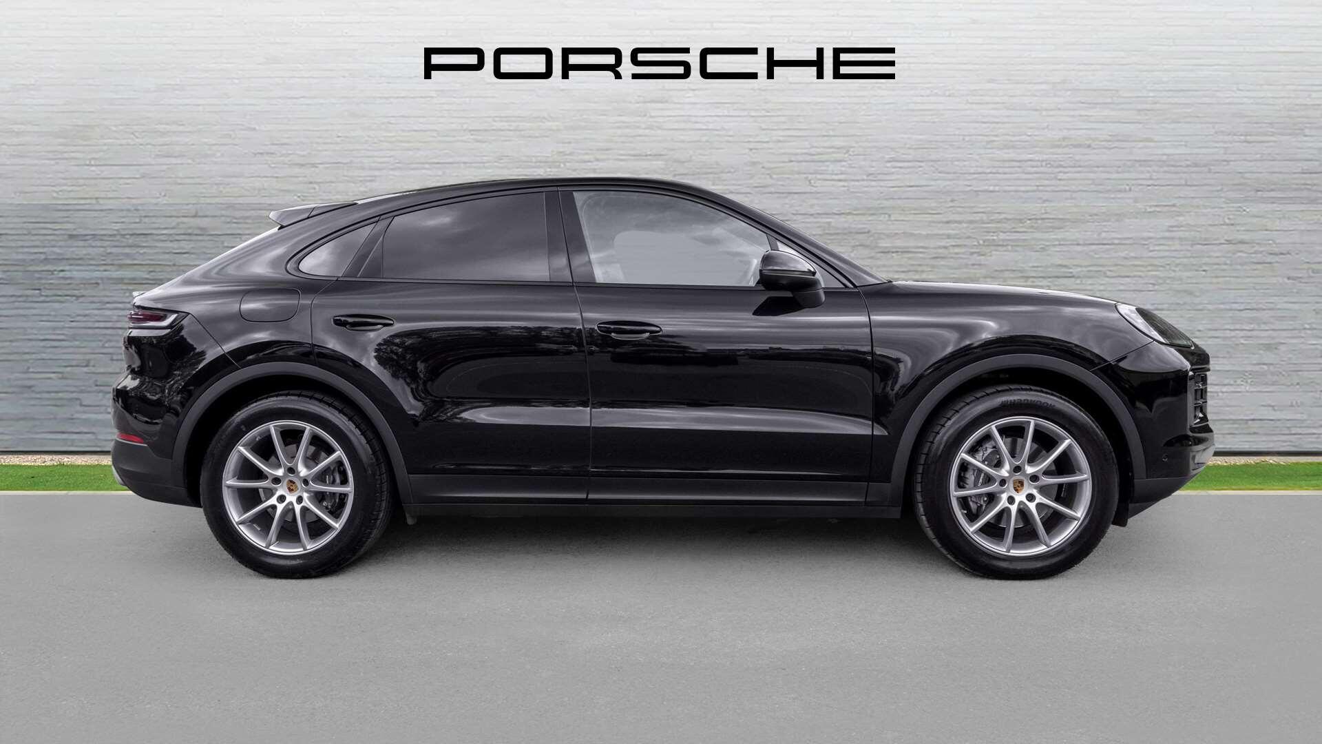 Porsche Cayenne view 7