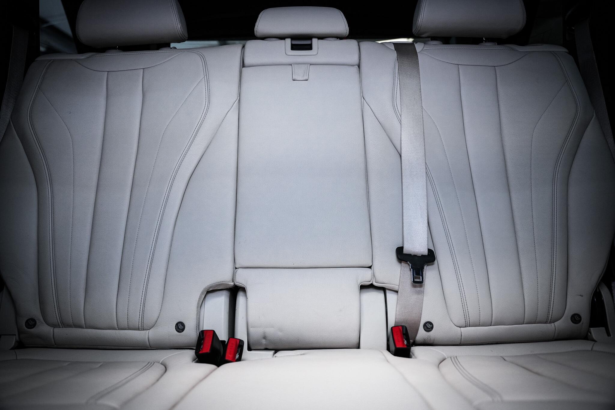 BMW X5 view 25