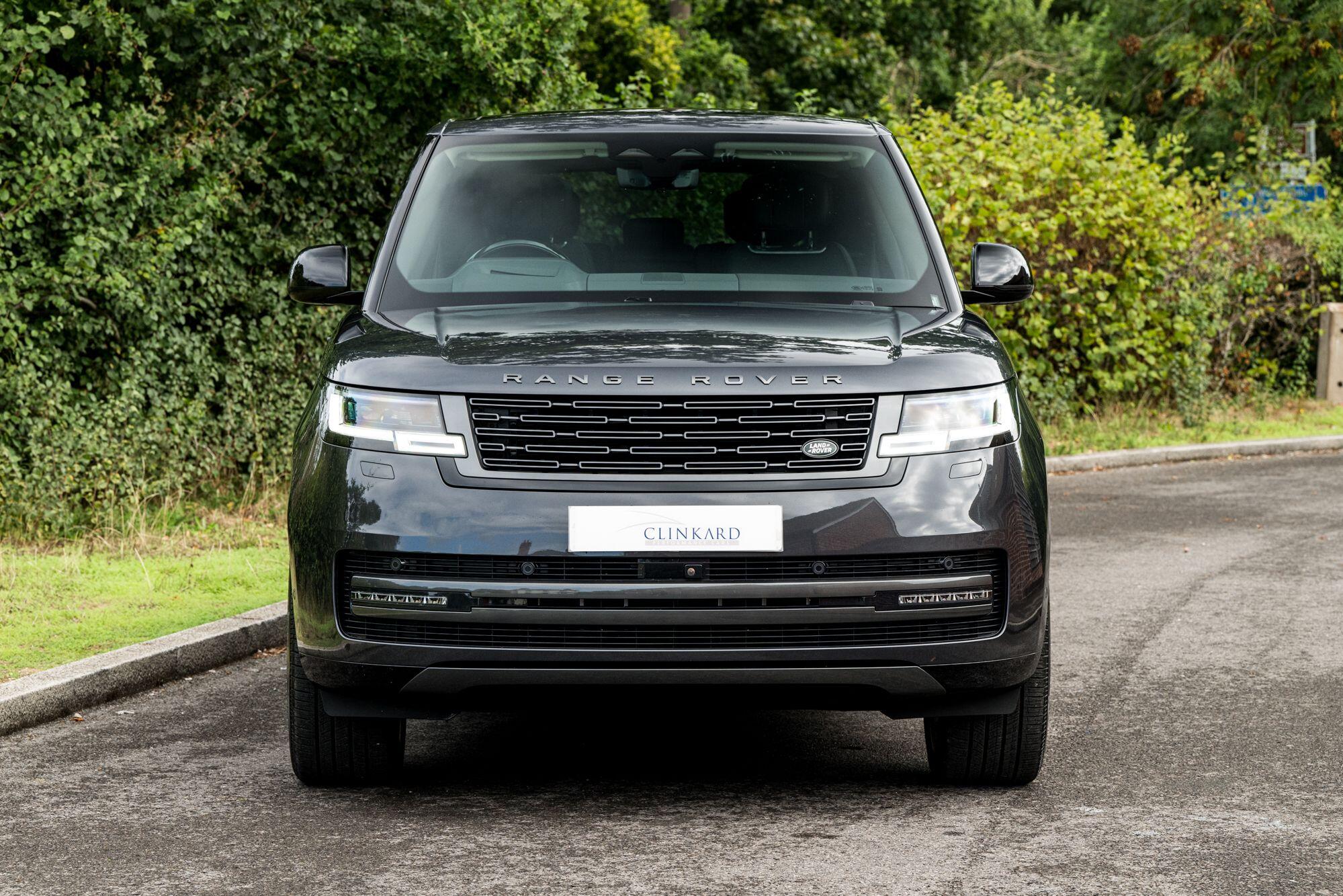 Land Rover Range Rover view 3