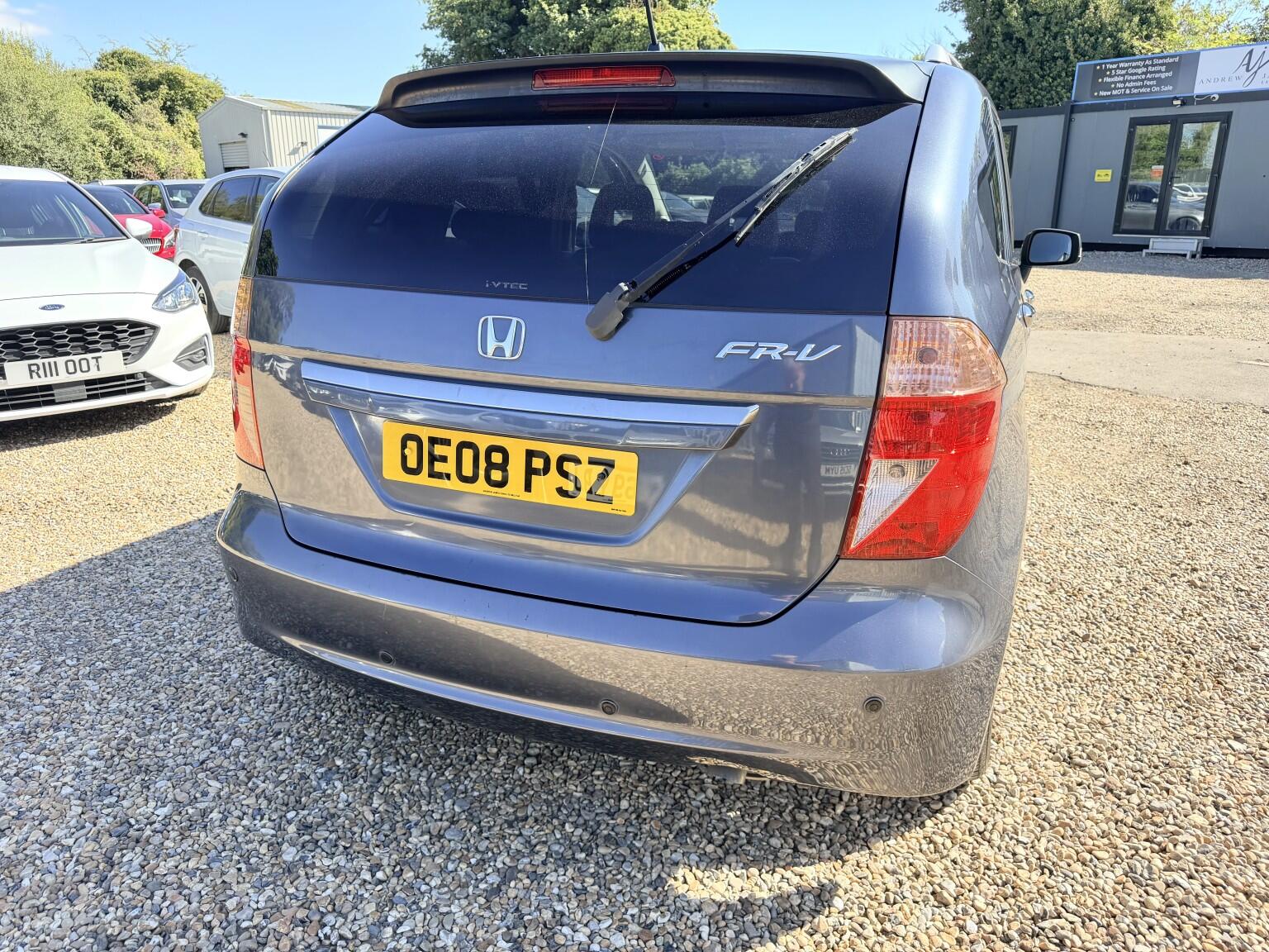 Honda FR-V view 4