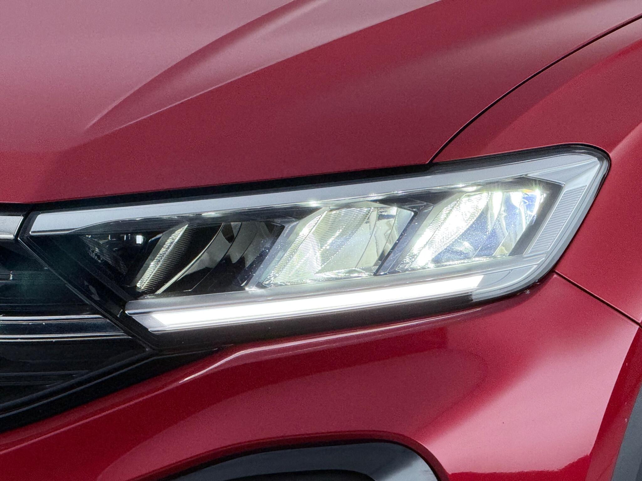 Volkswagen T-Roc view 36