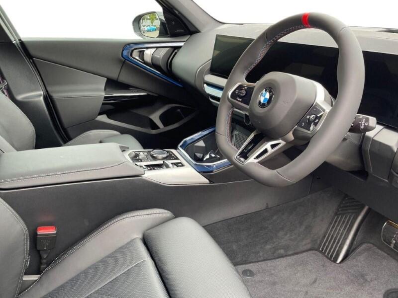 BMW X3 view 6
