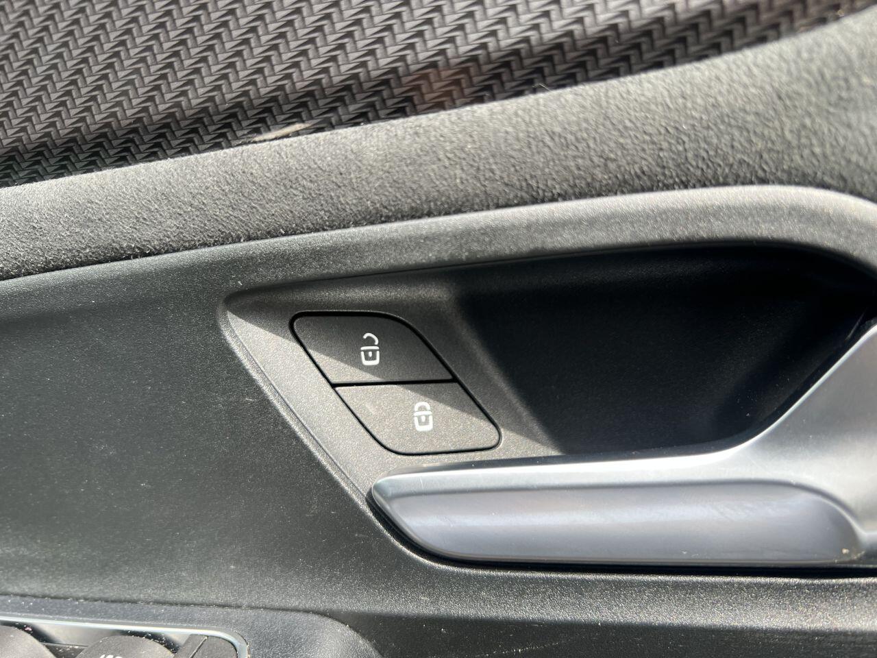 Mercedes-Benz Gla view 55