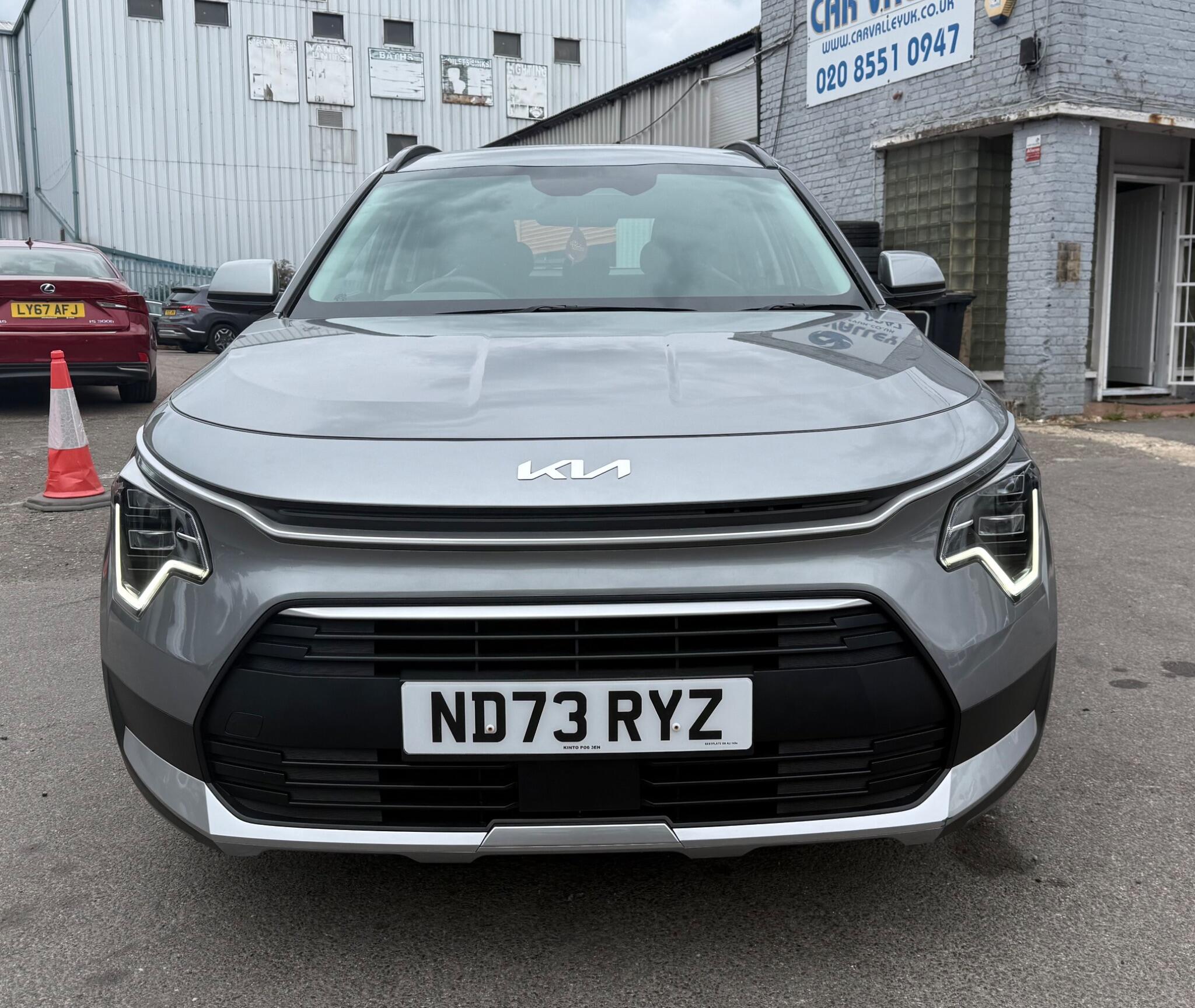 Kia Niro view 2
