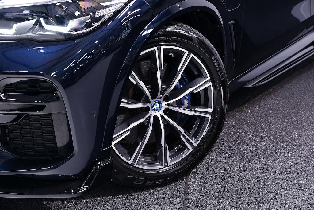 BMW X5 view 31