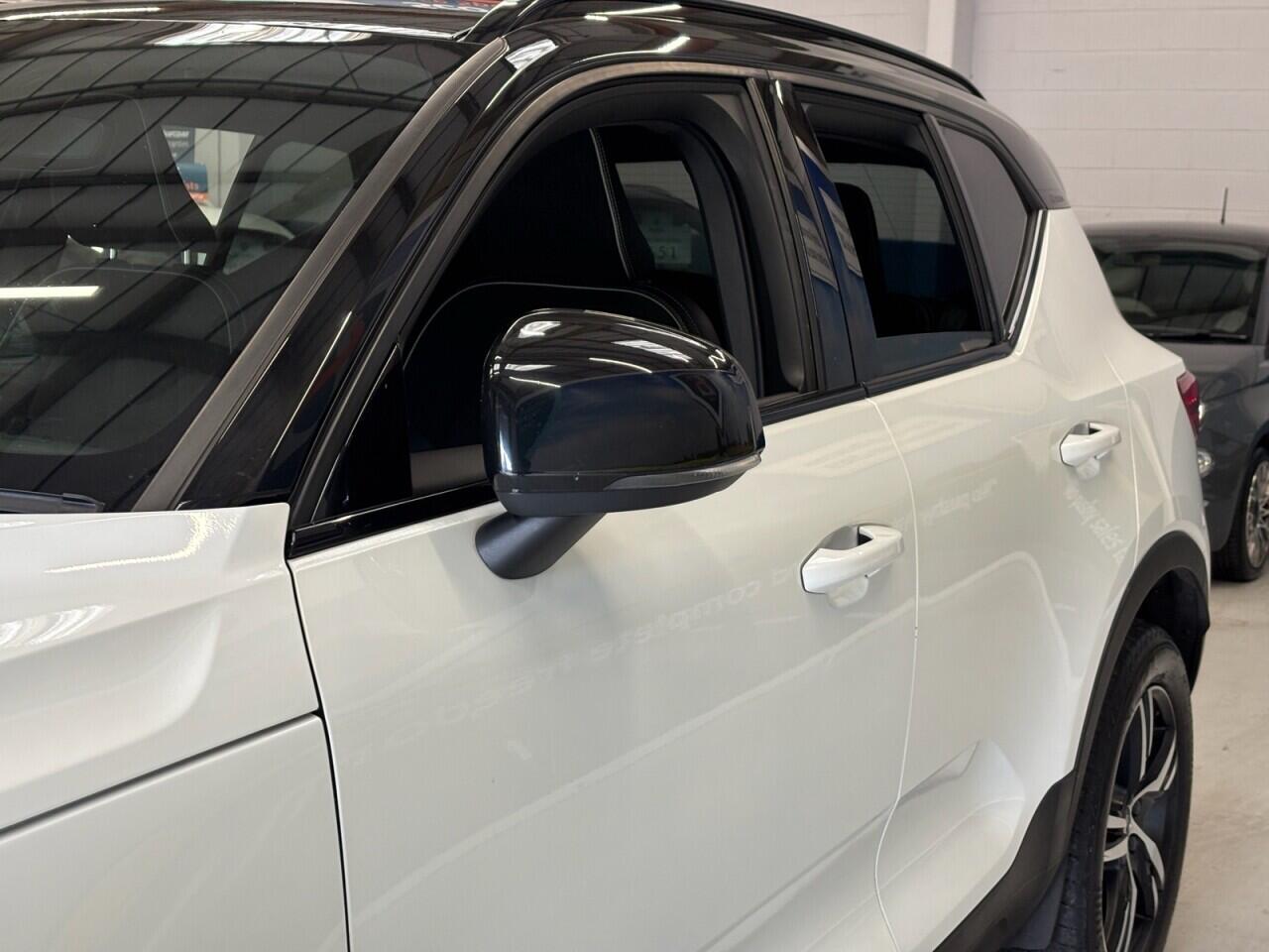 Volvo XC40 view 43