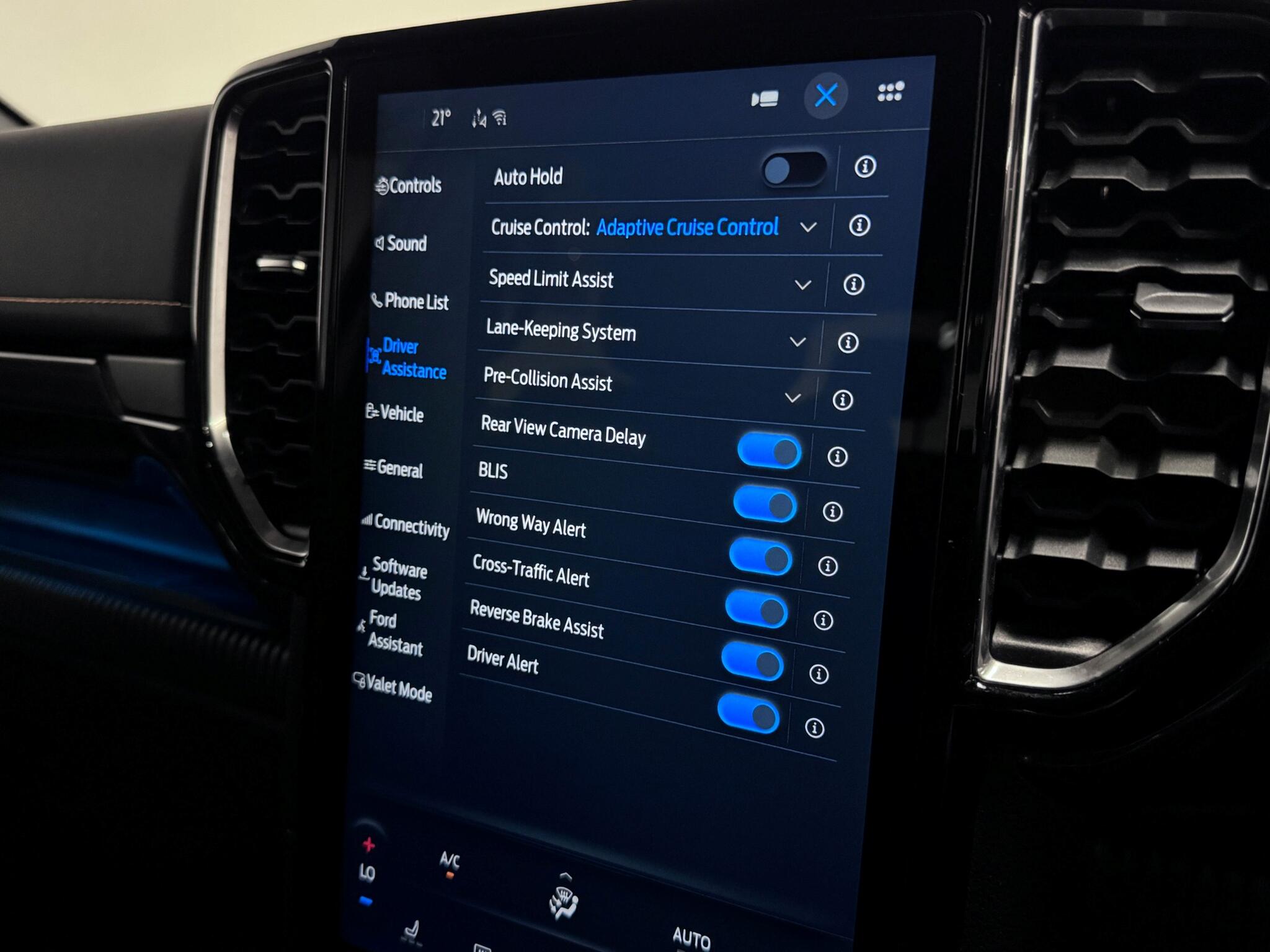 Ford Ranger view 45