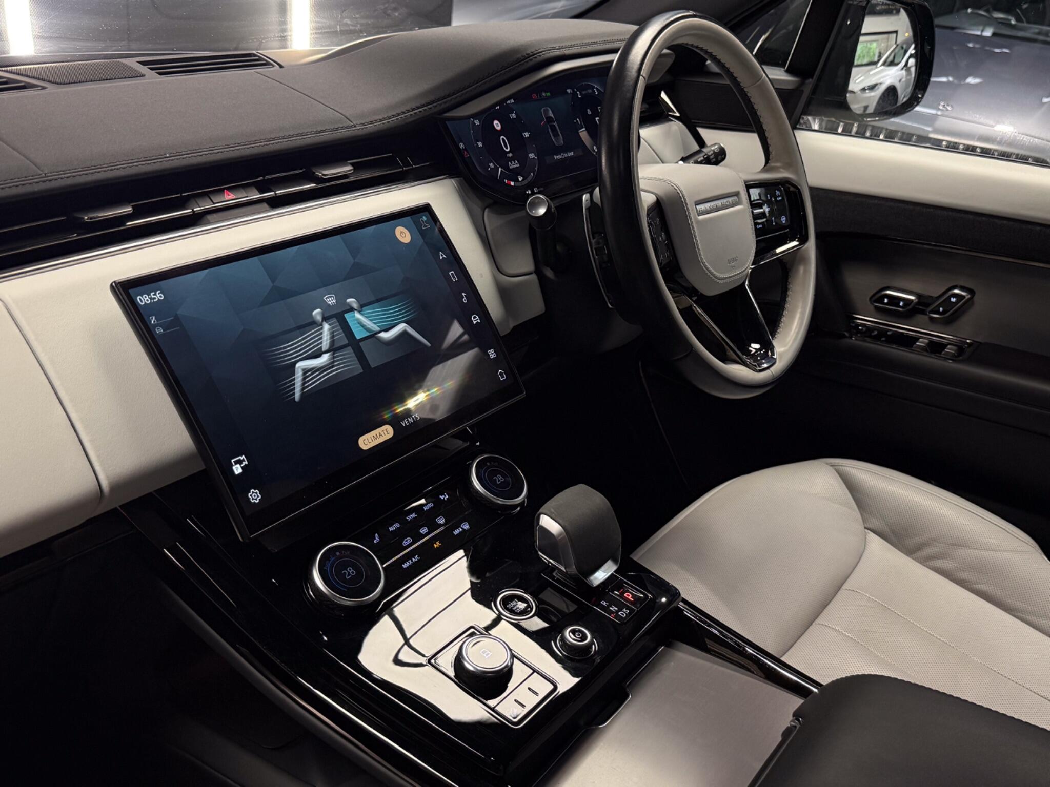 Land Rover Range Rover Sport view 48