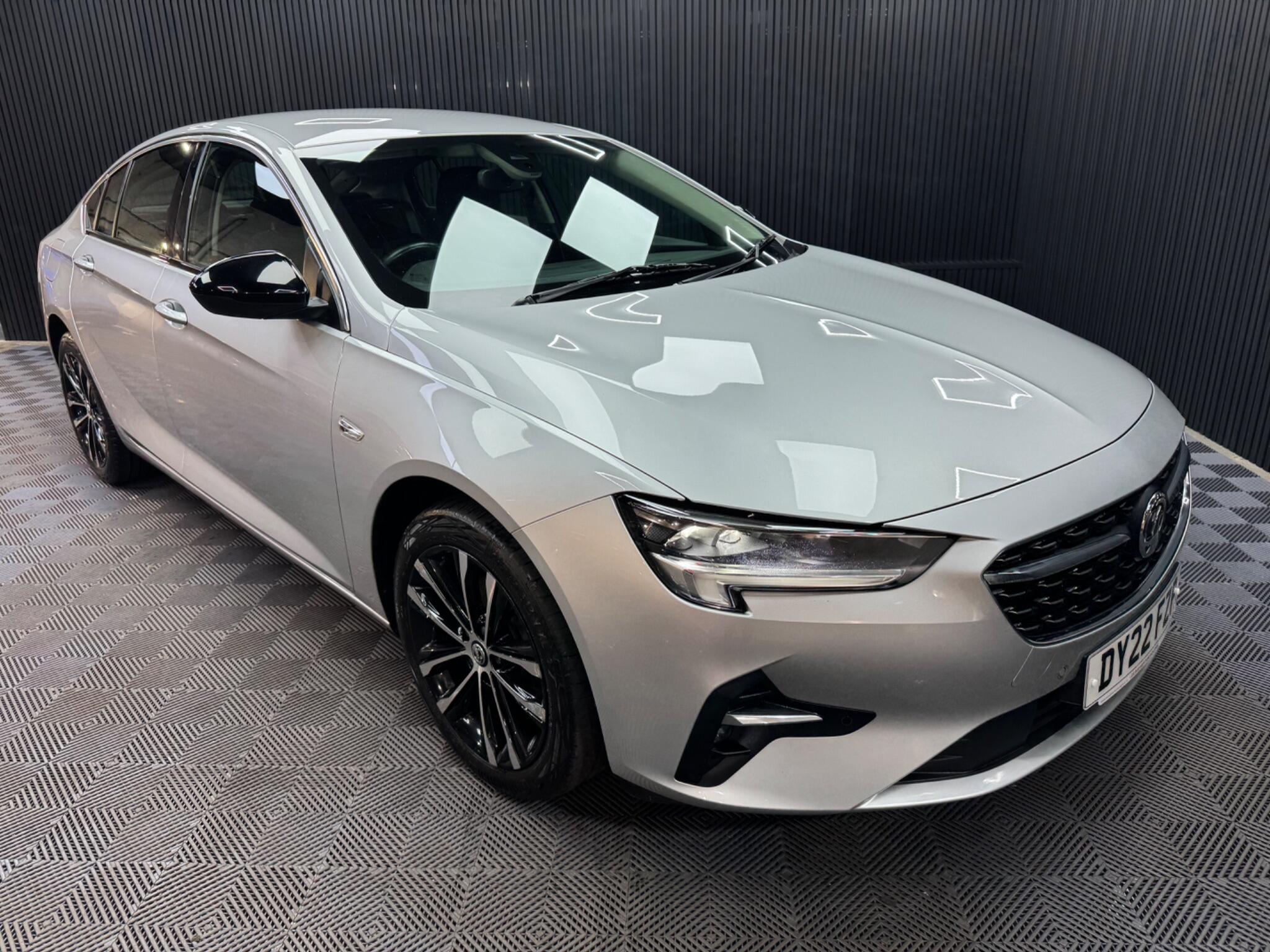 Vauxhall Insignia view 20