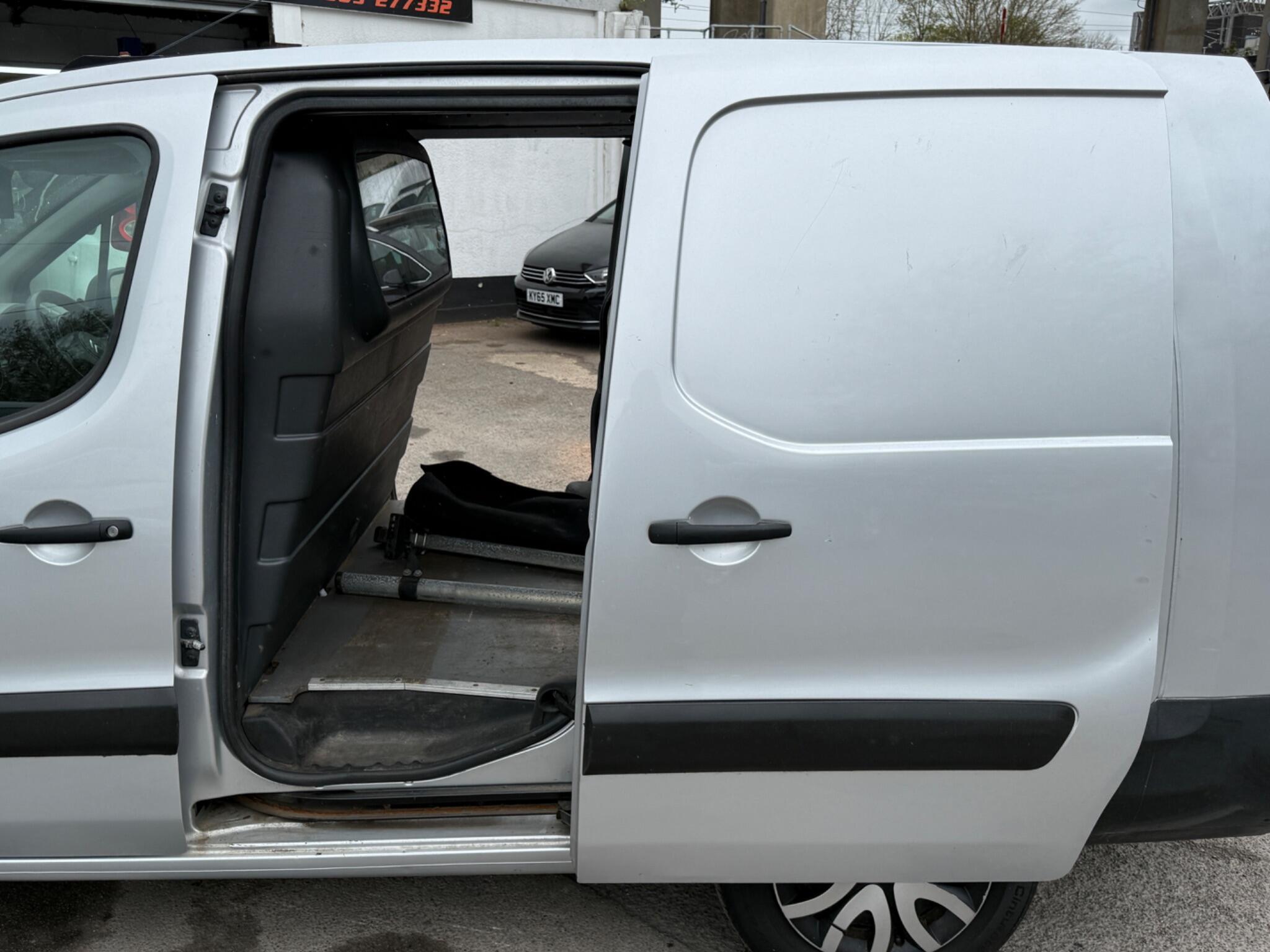 Citroen Berlingo - Image 28