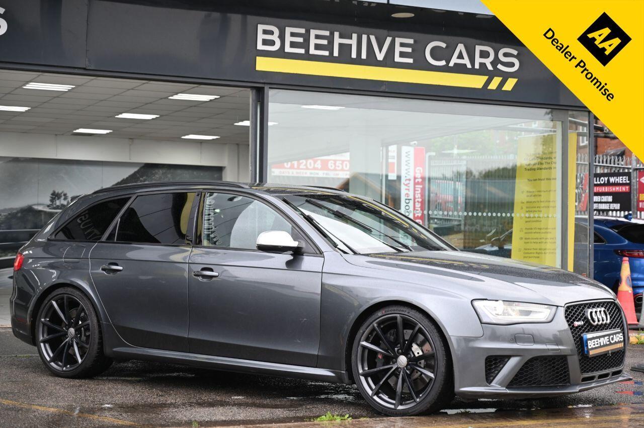 Audi RS4 Avant main image