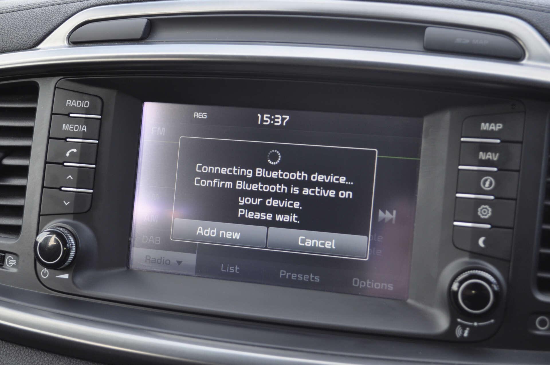 Kia Sorento view 24