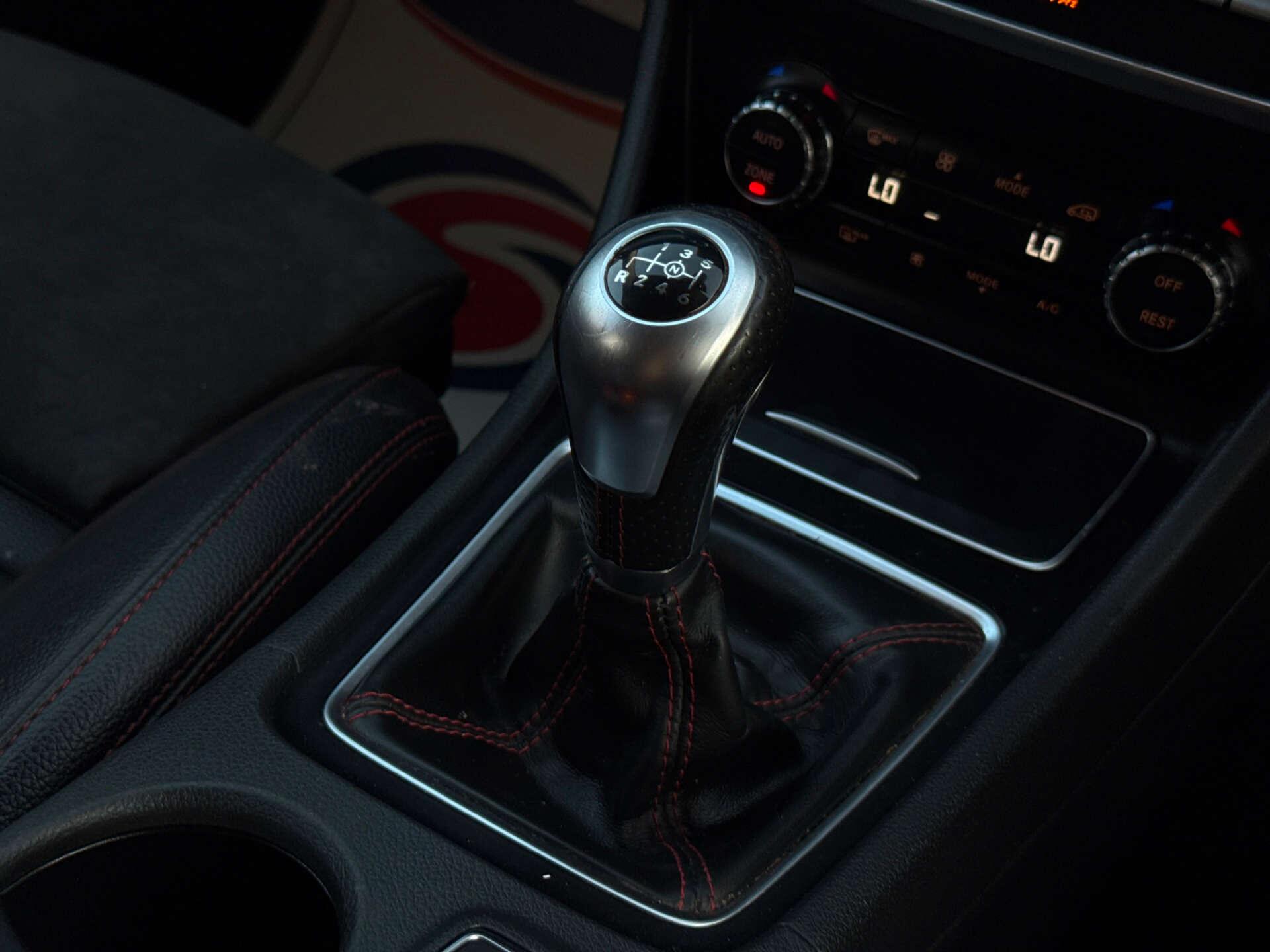 Mercedes-Benz Cla view 62