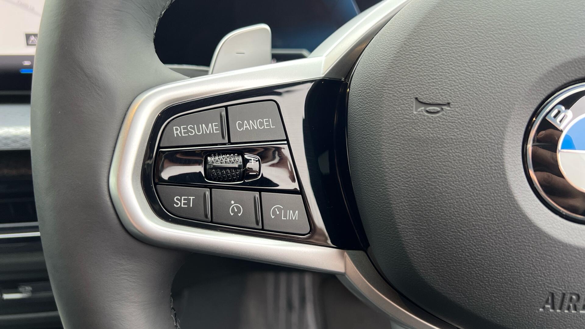 BMW 4 Series view 17
