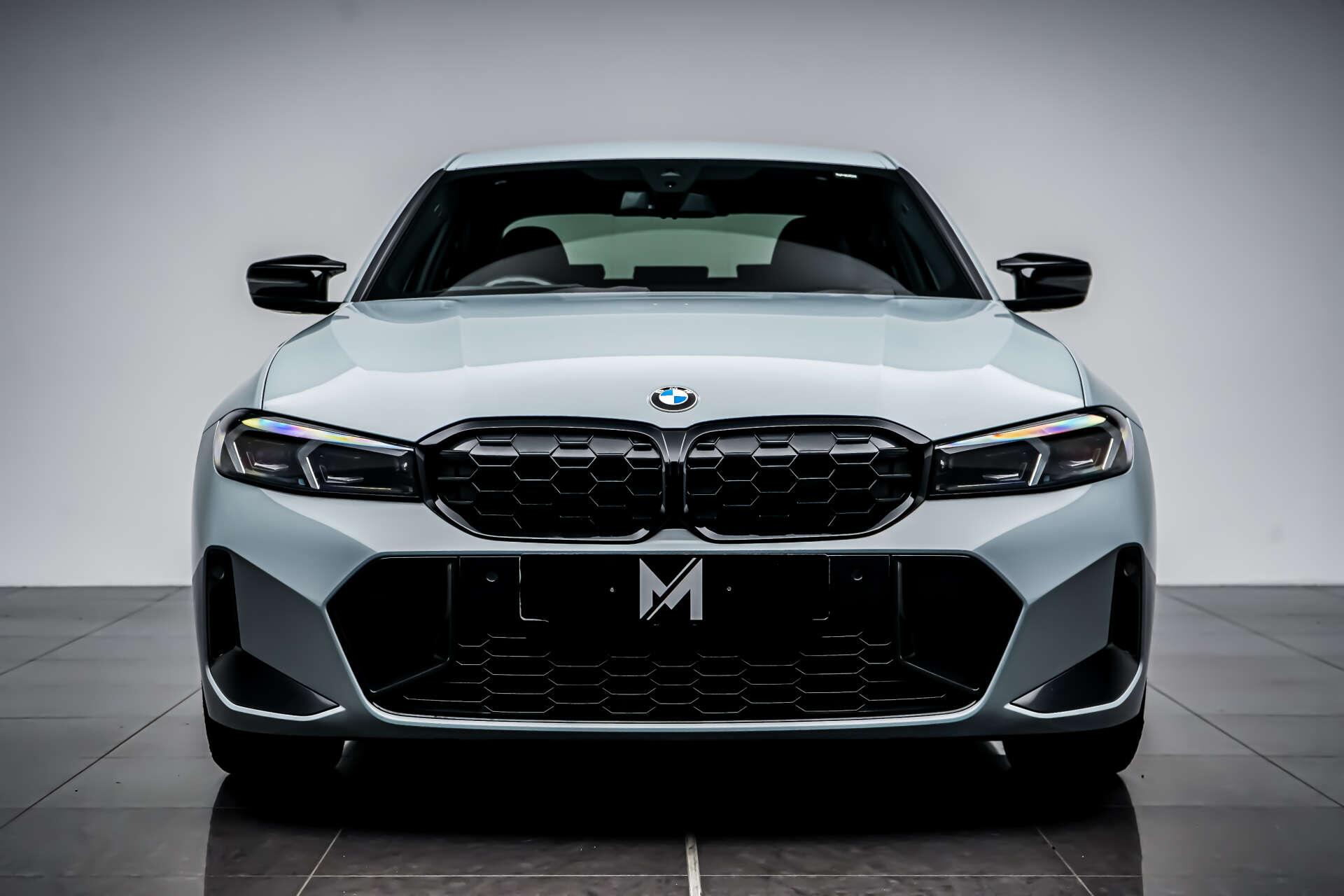 BMW 3 Series view 2