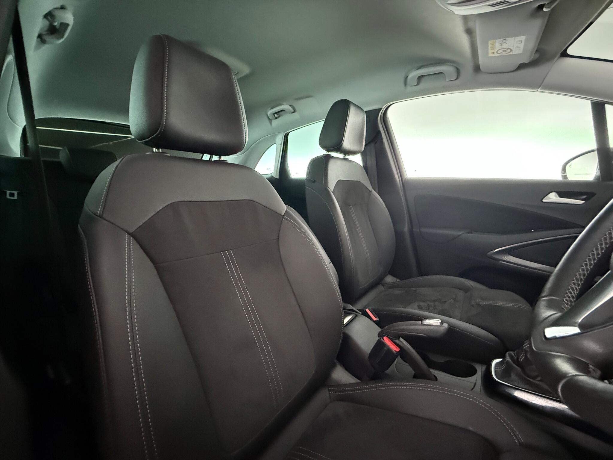 Vauxhall Crossland view 31