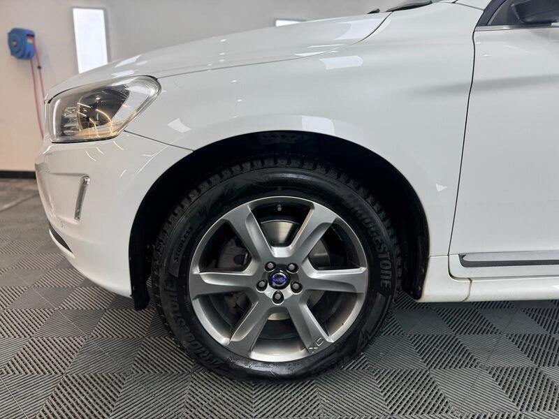 2014 Volvo XC60 3.0 T6 SE Lux Nav Estate 5dr Petrol Geartronic AWD Euro 5 (304 ps) • 40,000 miles image 11