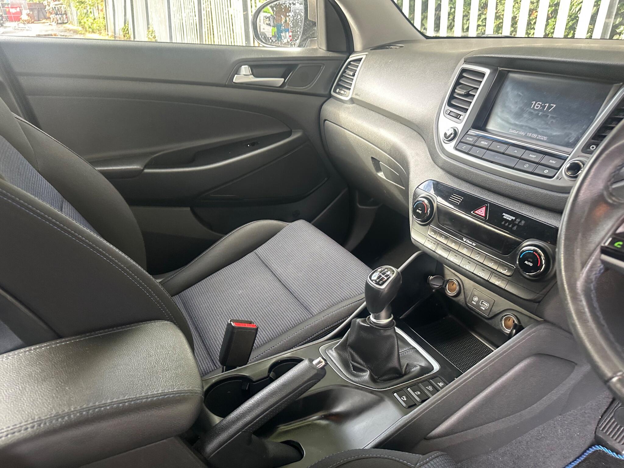 Hyundai Tucson view 14