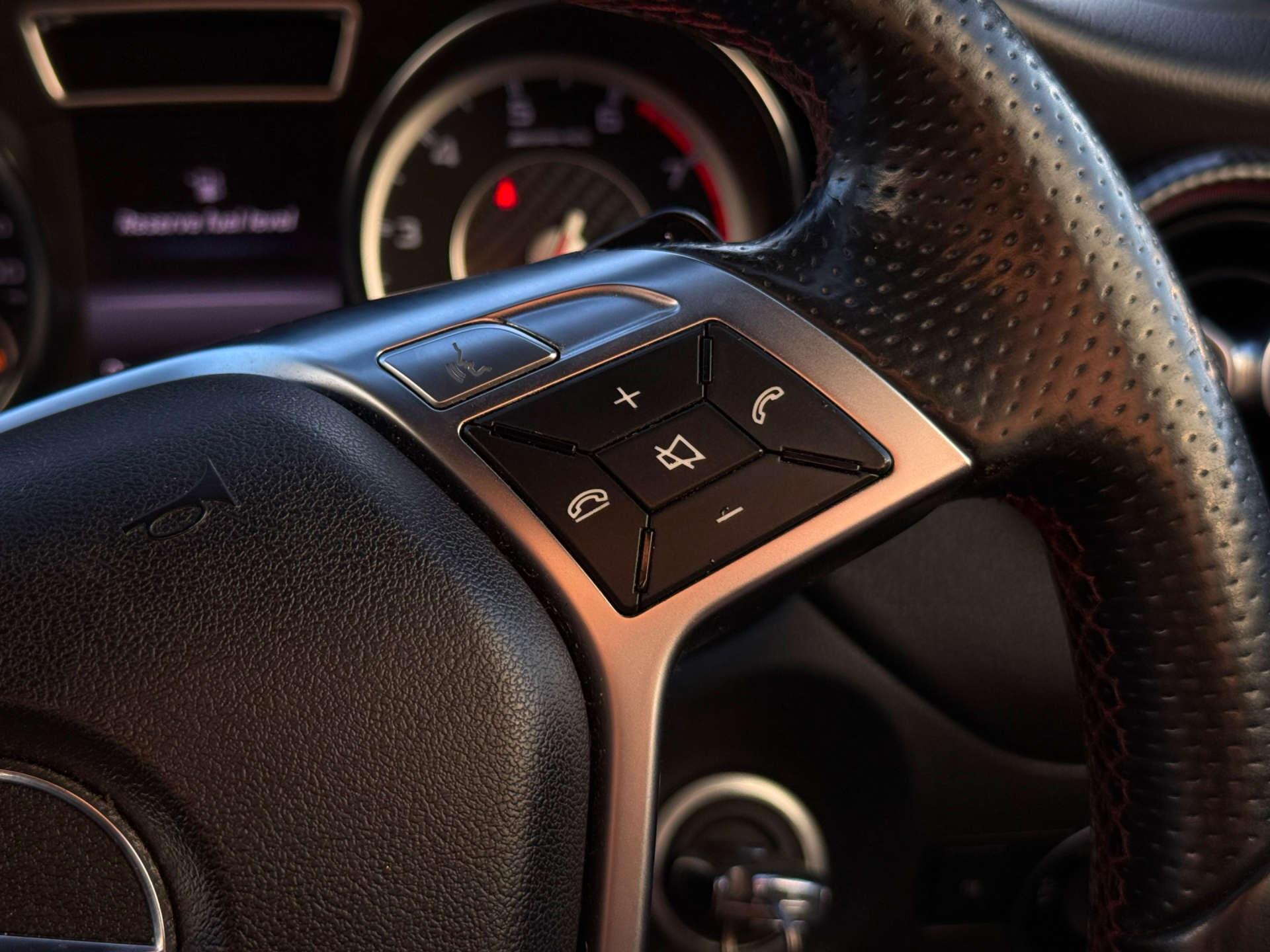 Mercedes-Benz Cla view 51