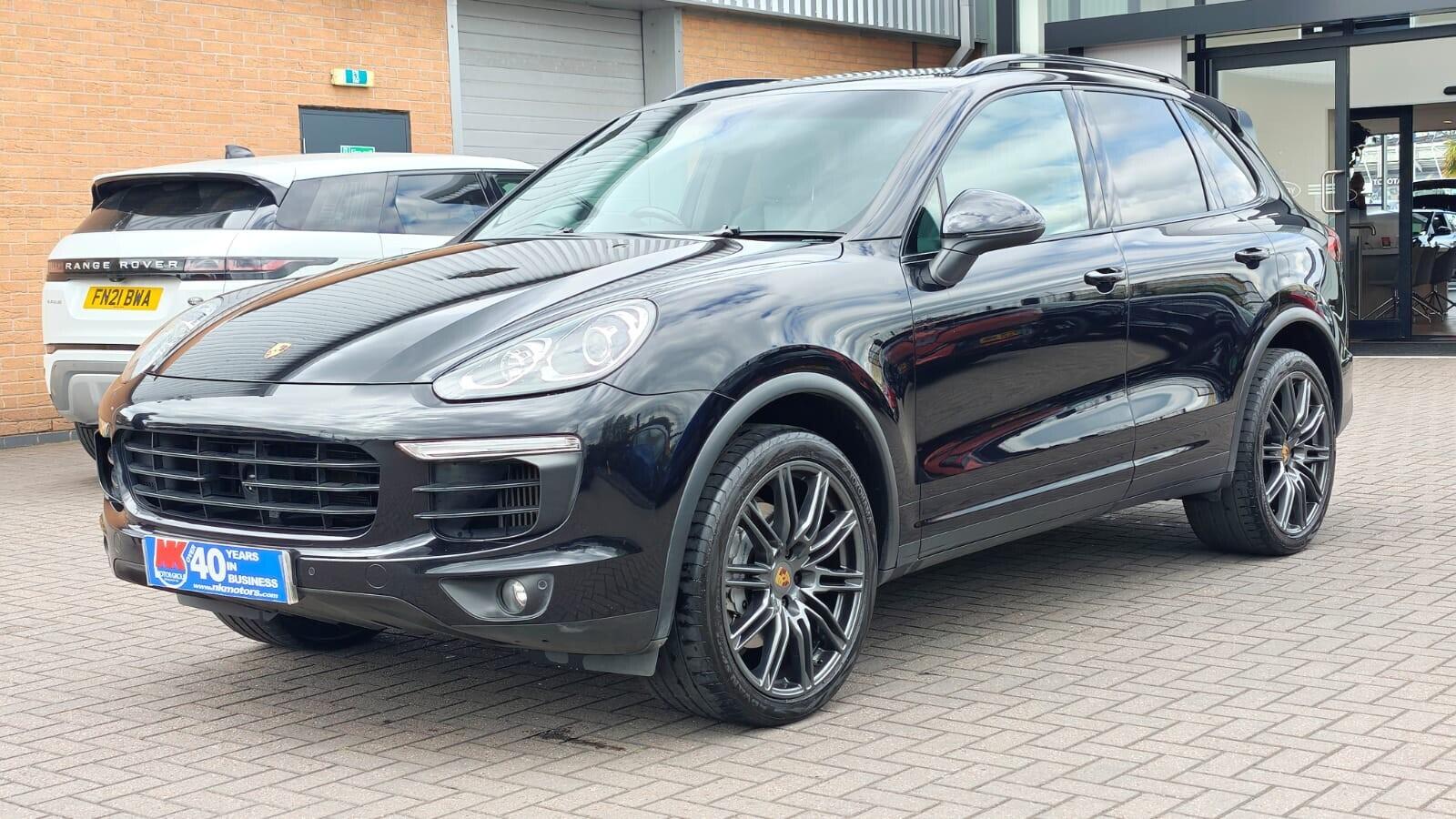 Porsche Cayenne view 4