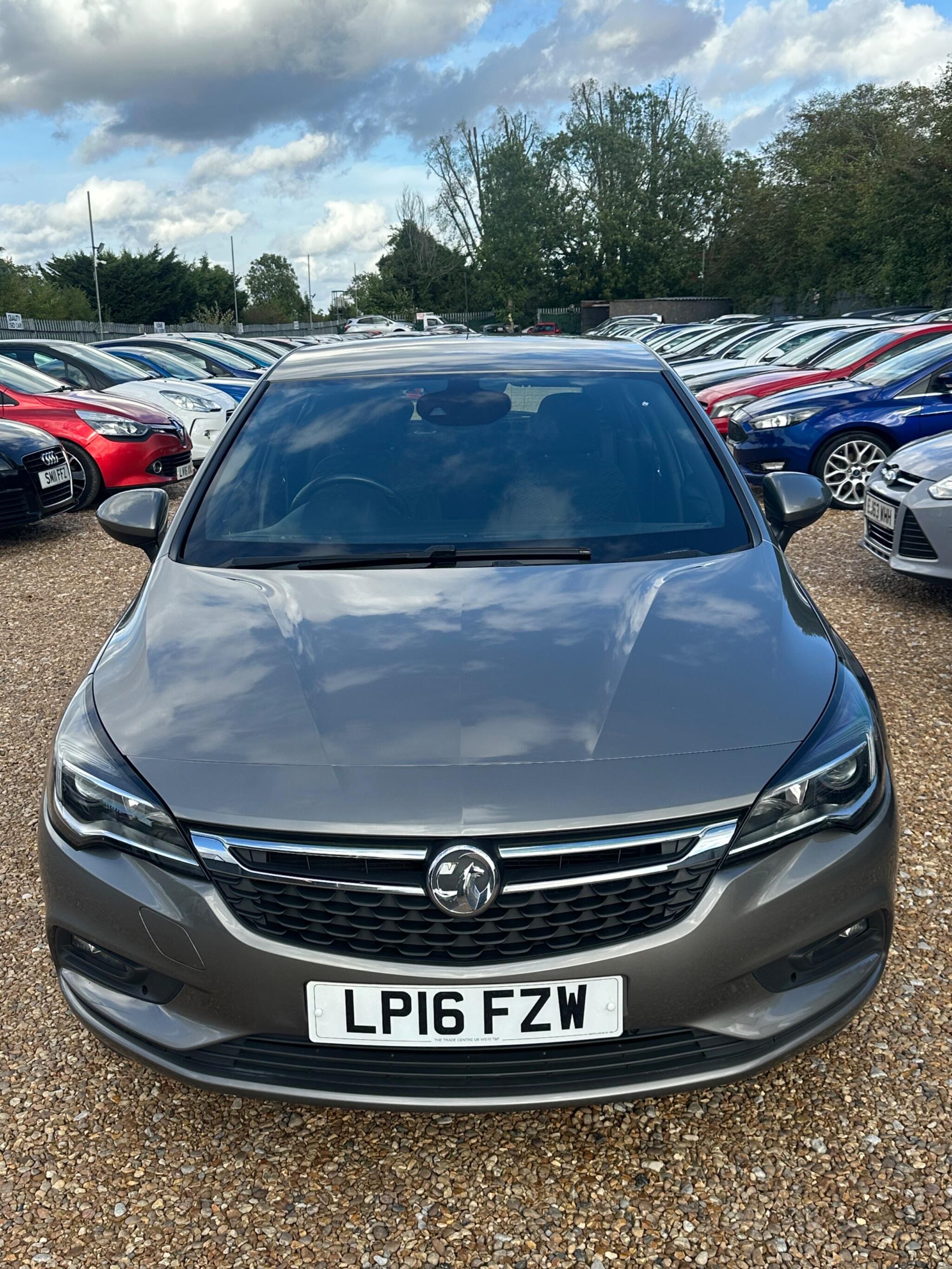 Vauxhall Astra view 2