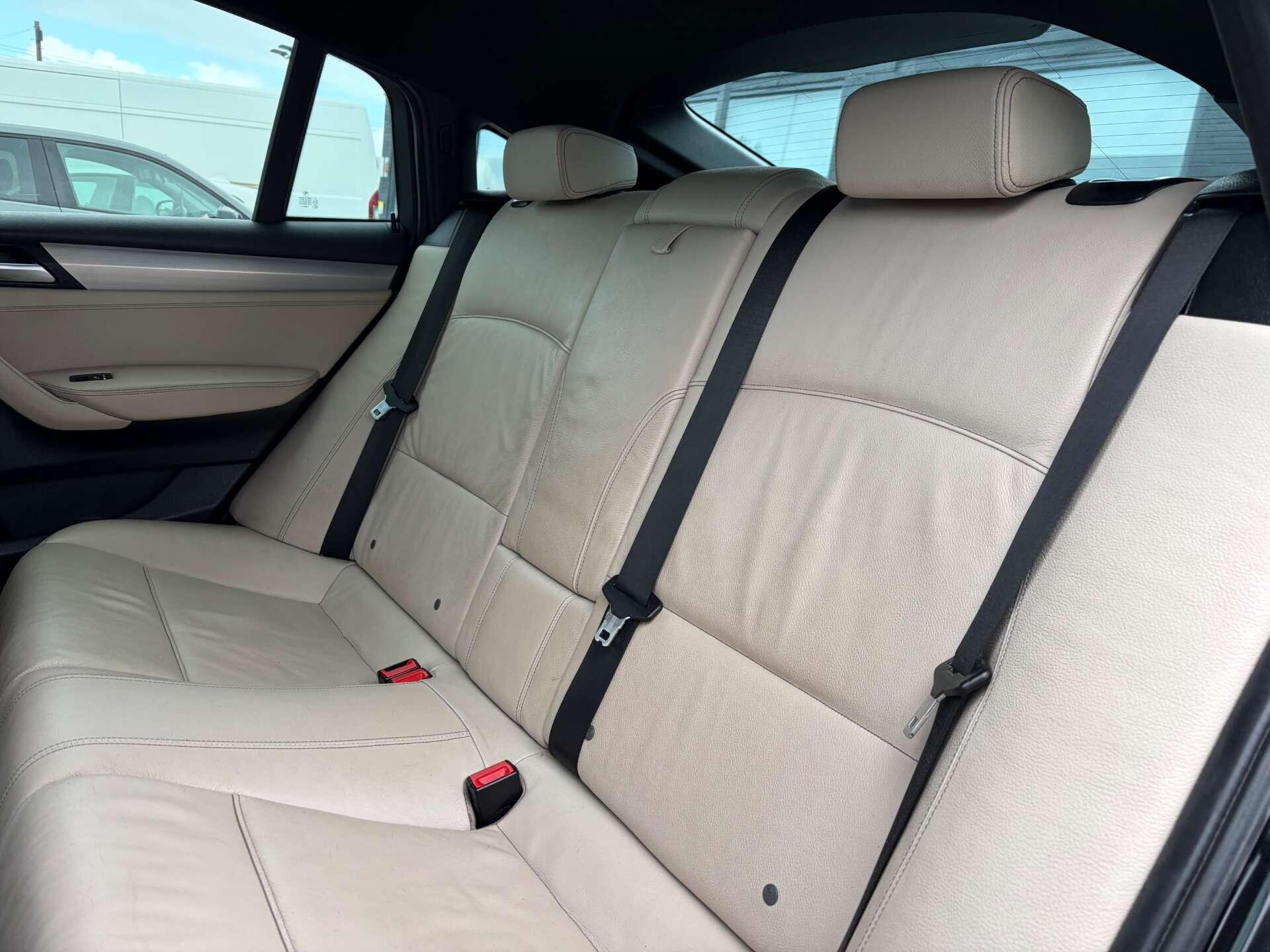 BMW X4 view 23