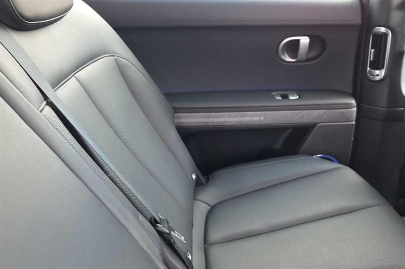 Hyundai Ioniq 5 view 26