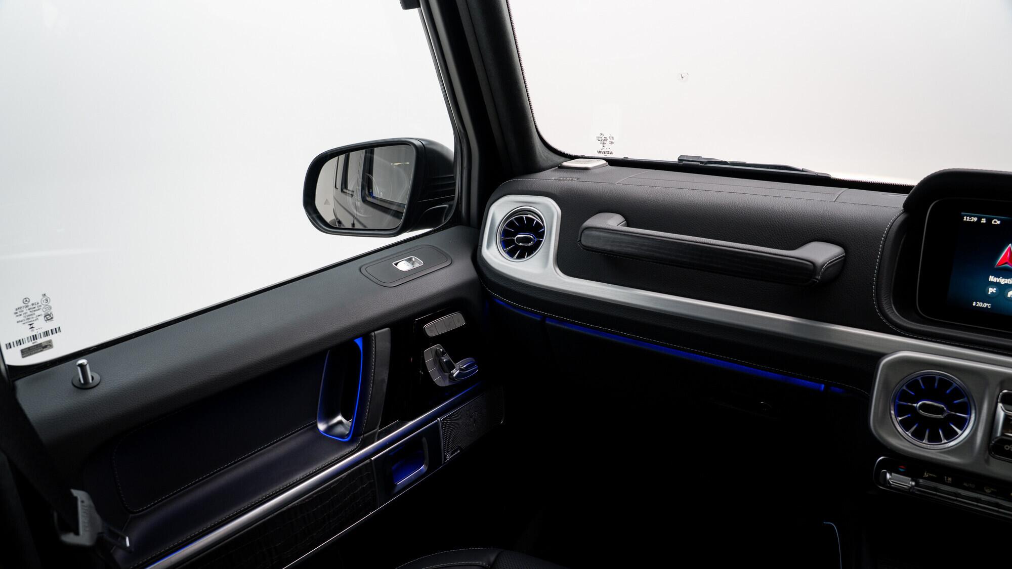 Mercedes-Benz G-Class view 40