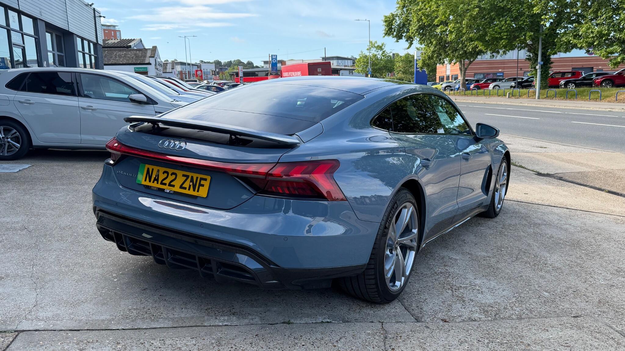 Audi E-Tron GT view 7