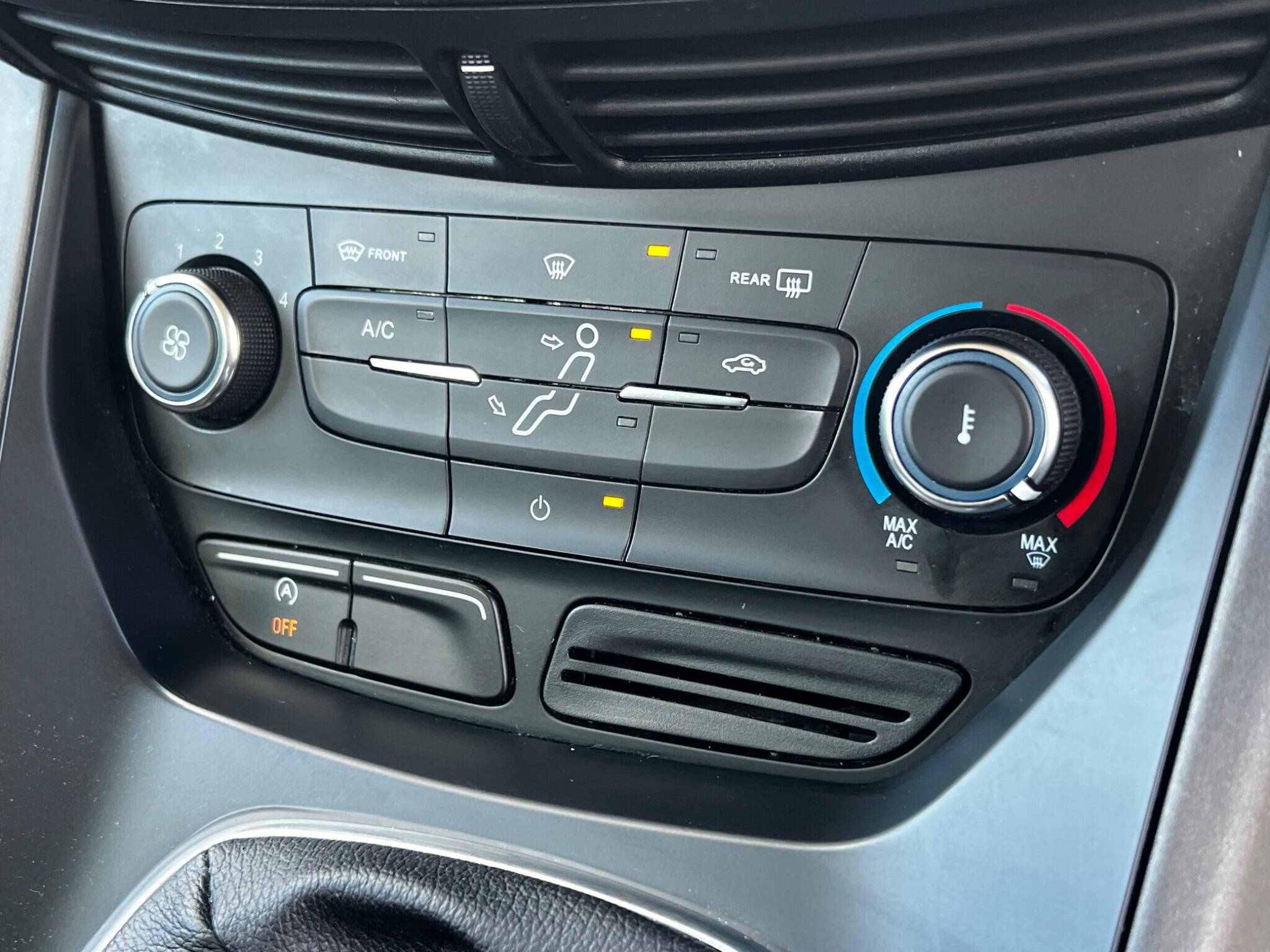 Ford C-Max view 22