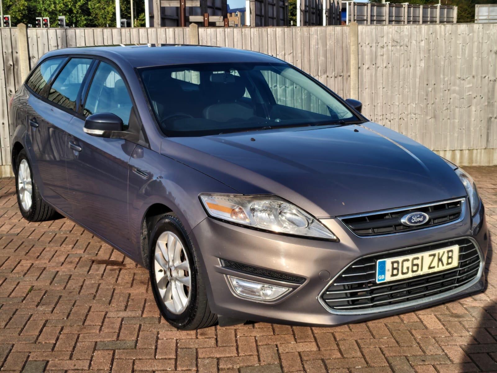Ford Mondeo view 3