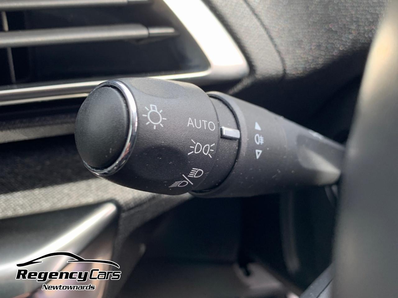 Peugeot 3008 view 16