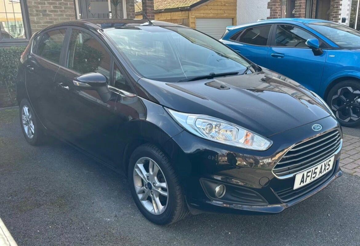 2015 Ford Fiesta 1.0T EcoBoost Zetec Powershift Euro 6 5dr image 1